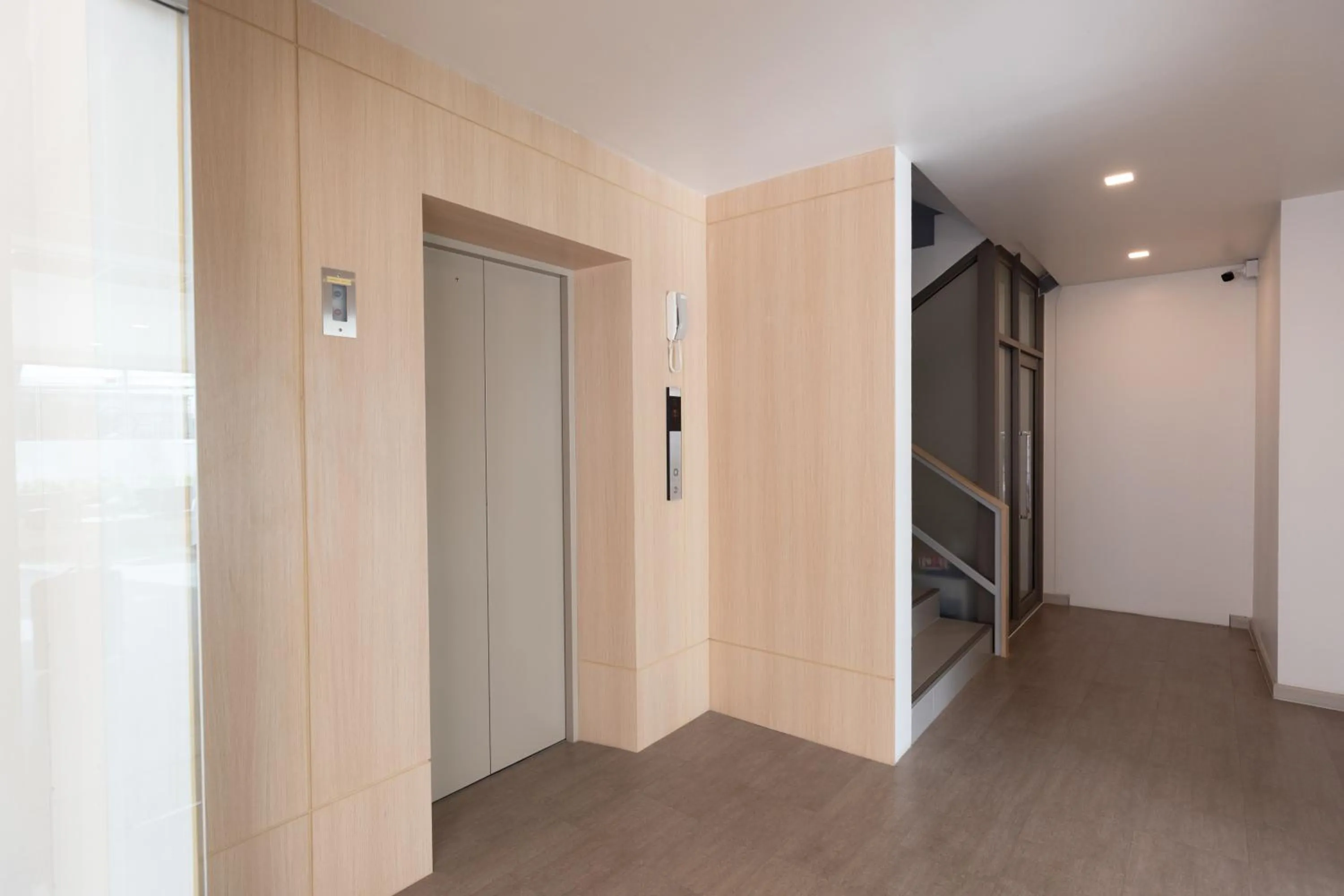 elevator in Good nine Hotel