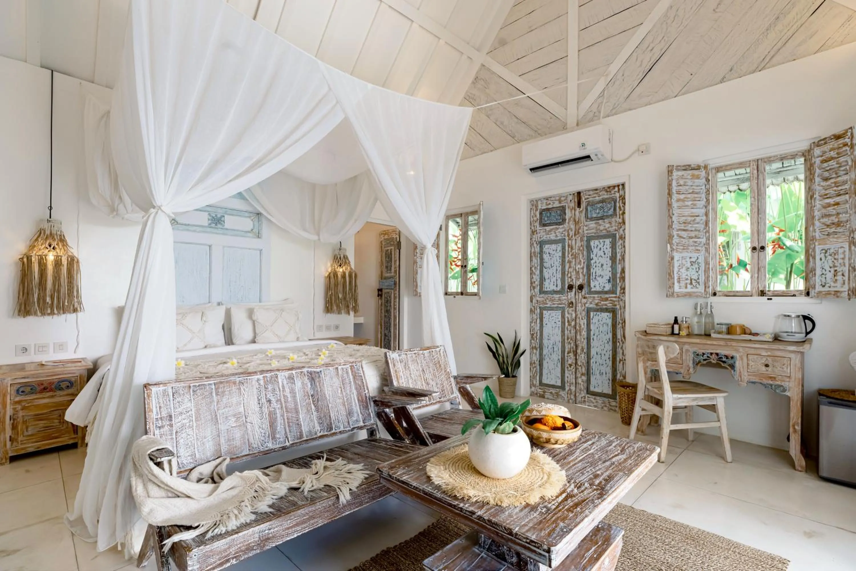 Photo of the whole room in Atalaya Villas Nusa Penida - Adults only