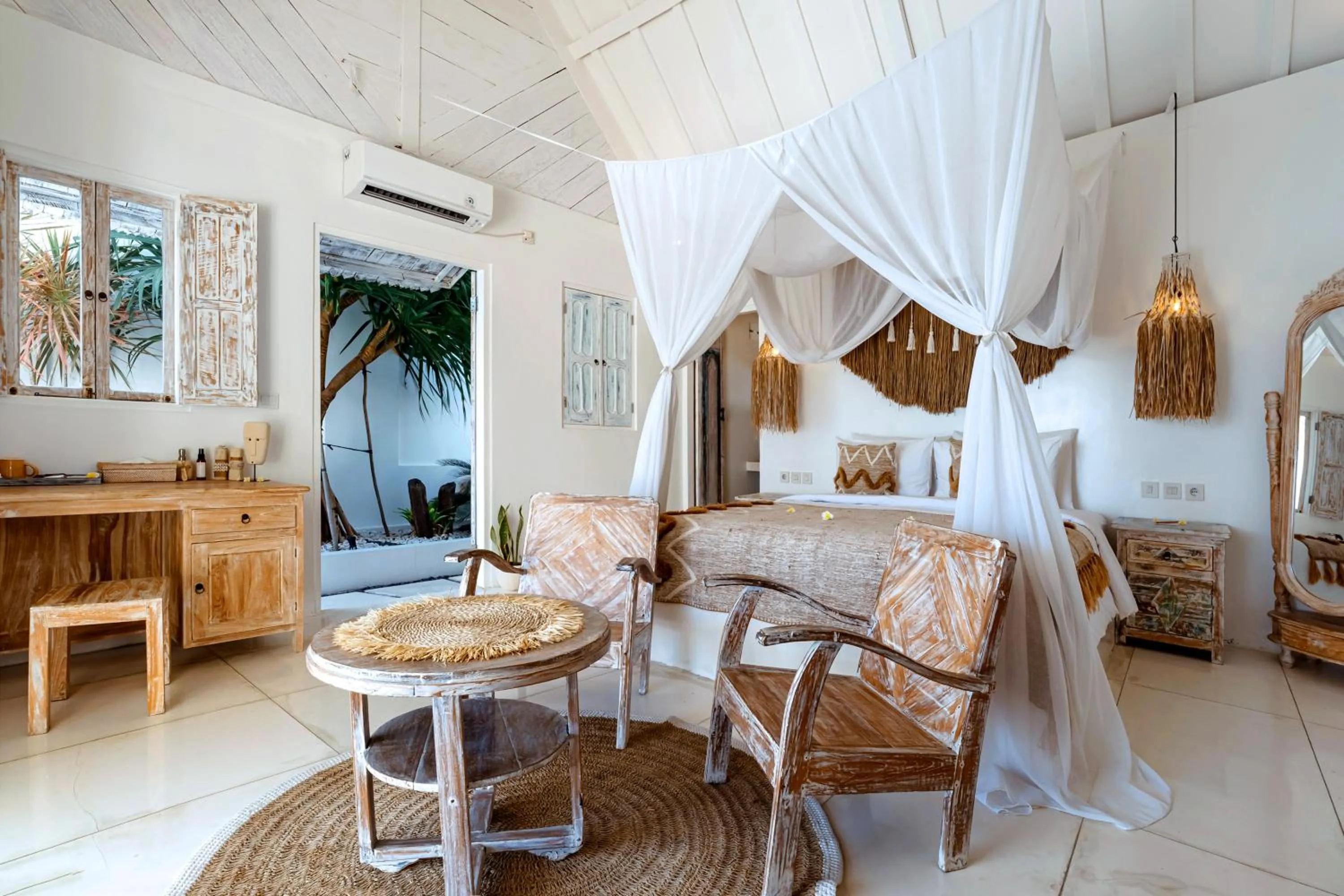 Photo of the whole room in Atalaya Villas Nusa Penida - Adults only