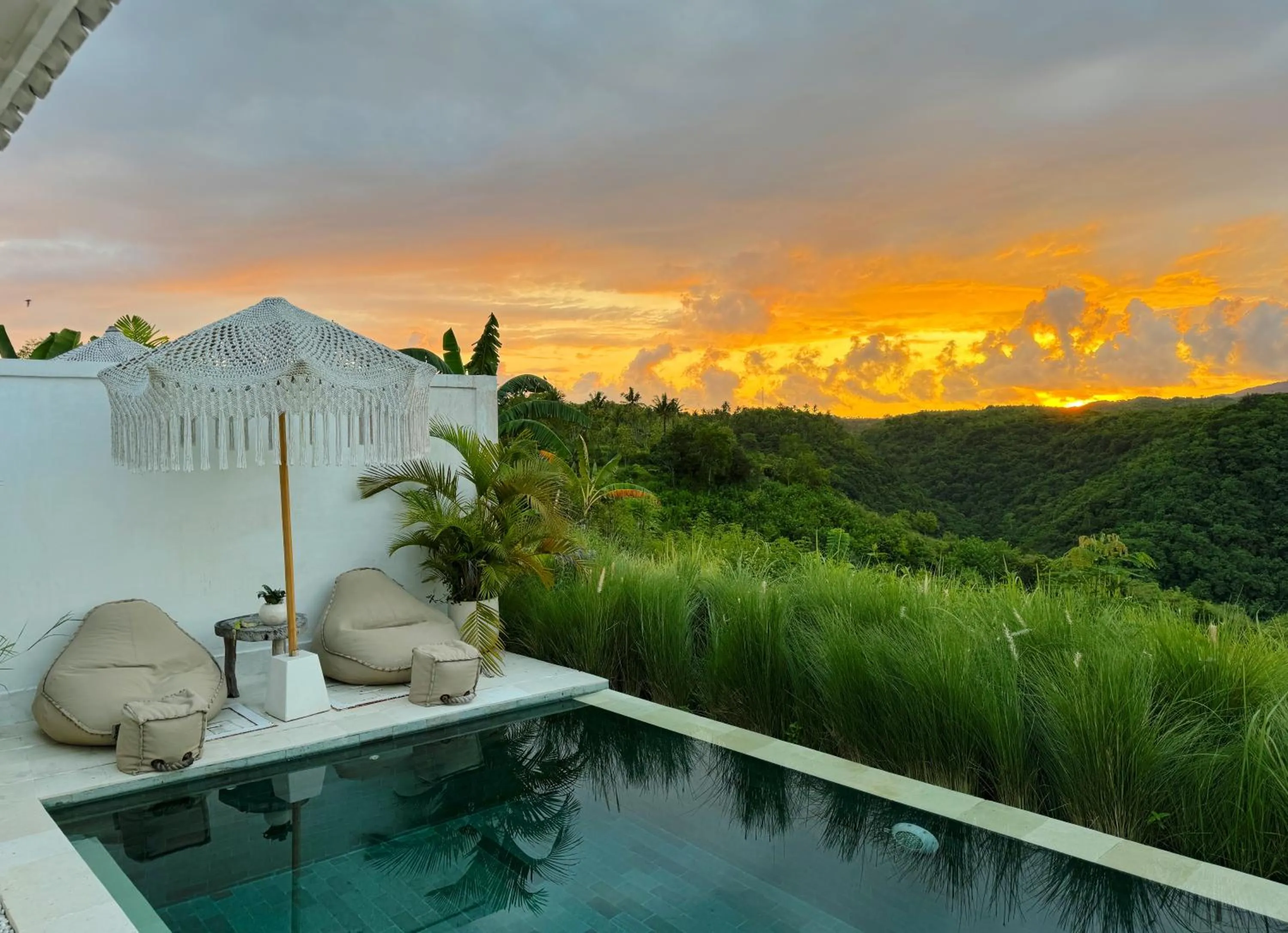 Swimming pool in Atalaya Villas Nusa Penida - Adults only