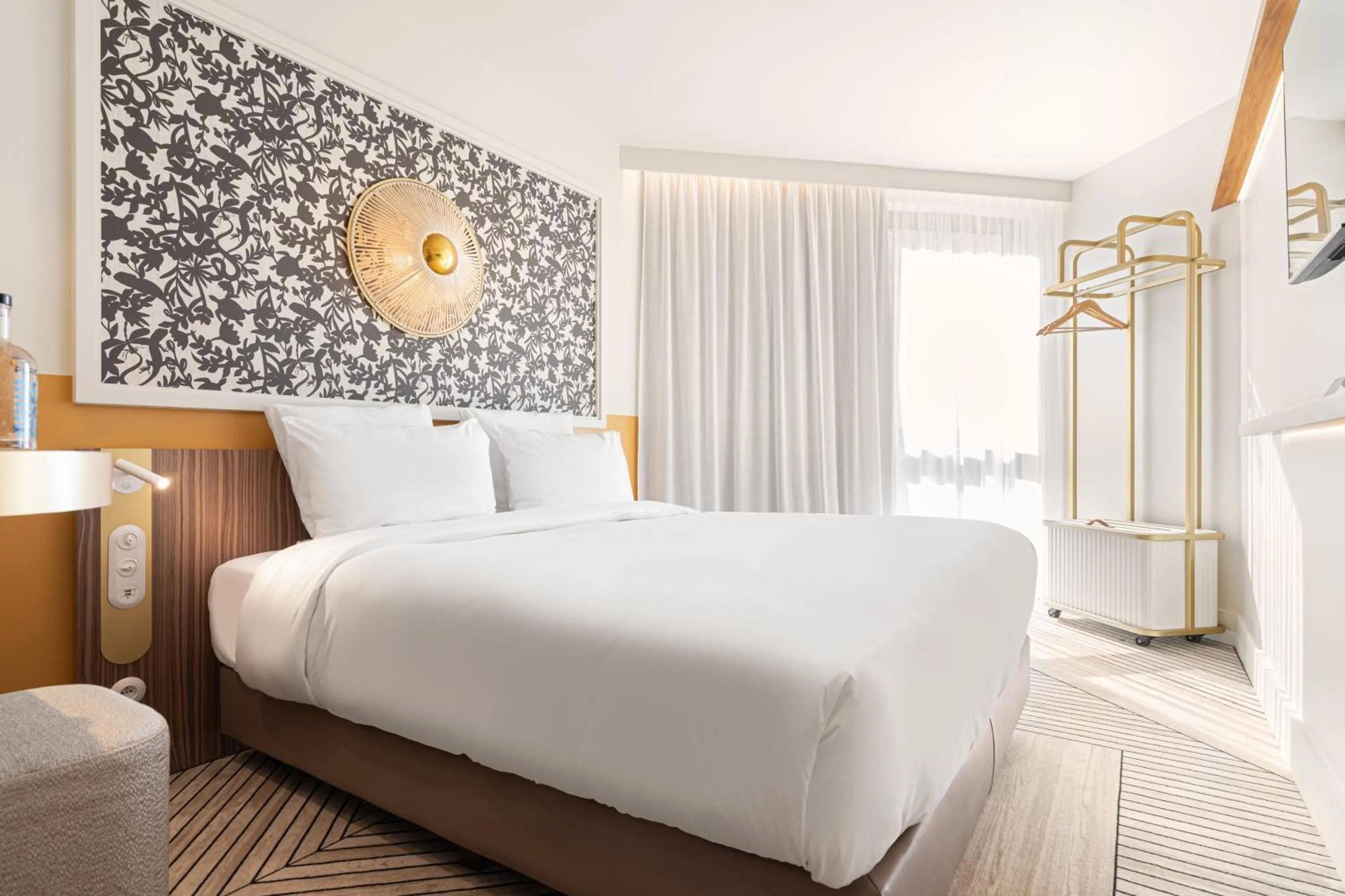 Bed in Hotel Yac Paris Clichy, a member of Radisson Individuals