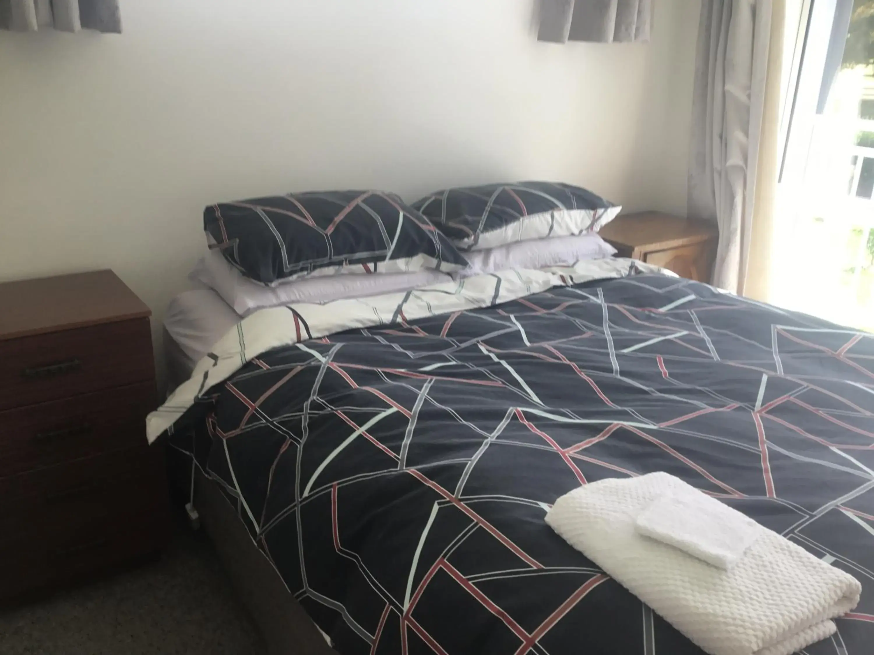 Queen Room with Balcony in Fairway views B & B Queen Room with Balcony in Fairway views B & B