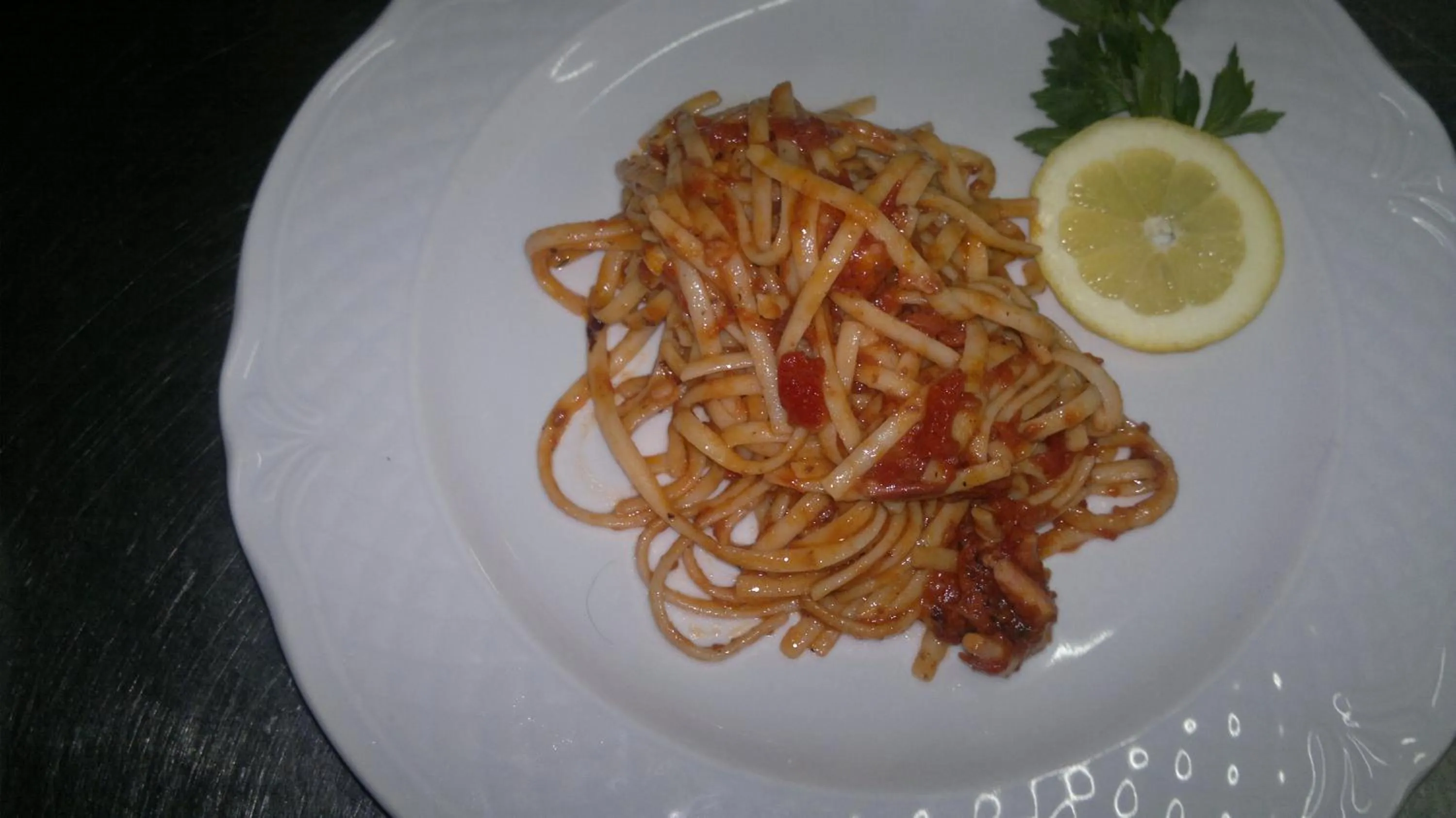 Restaurant/places to eat in Hotel Lento