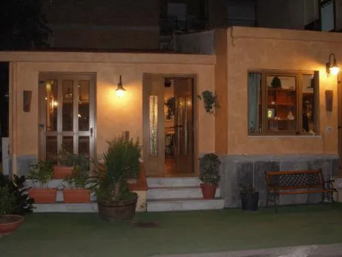 Facade/entrance in Hotel Lento