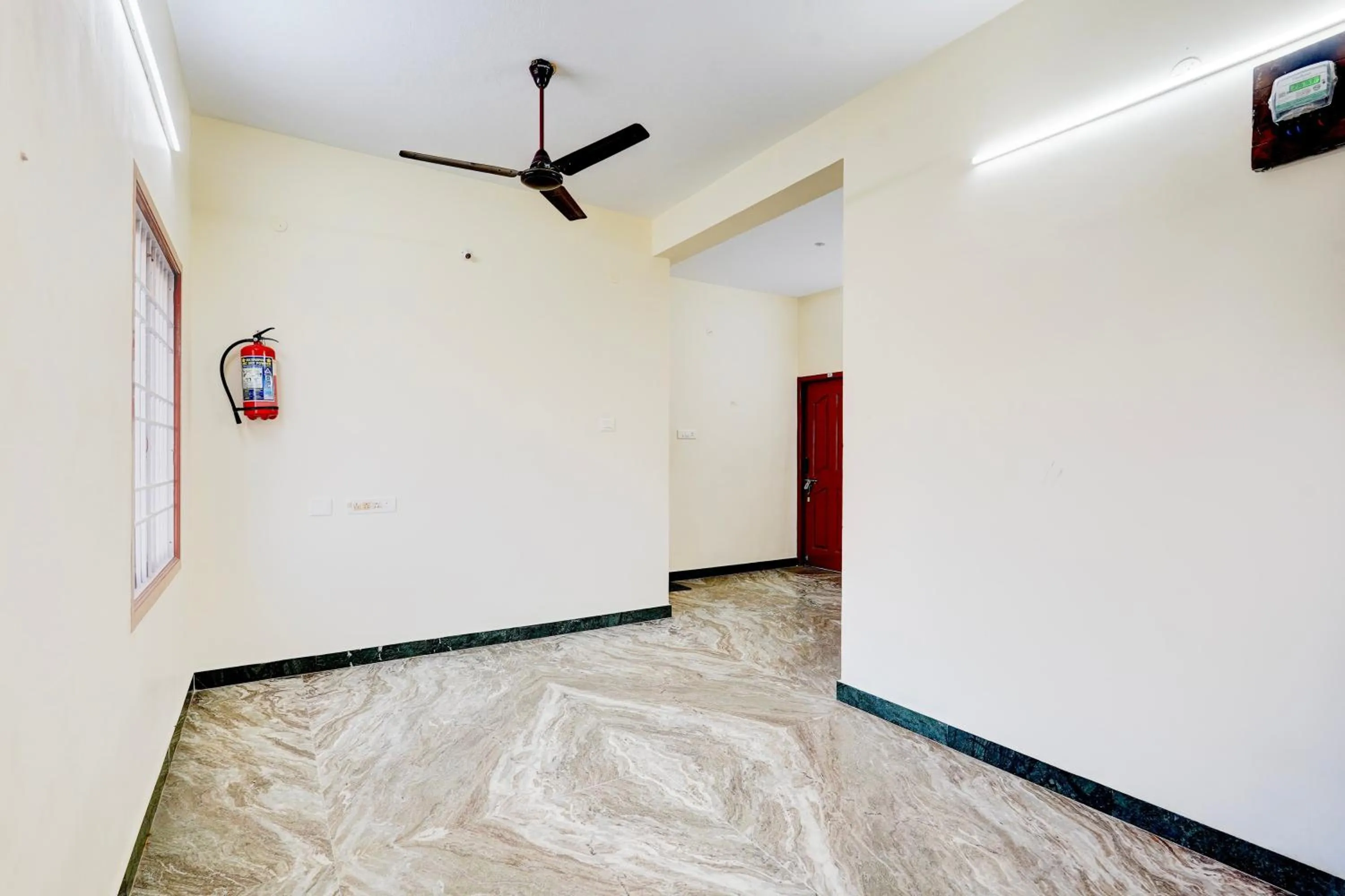 Lobby or reception in Super Hotel O Thoraipakkam Chennai