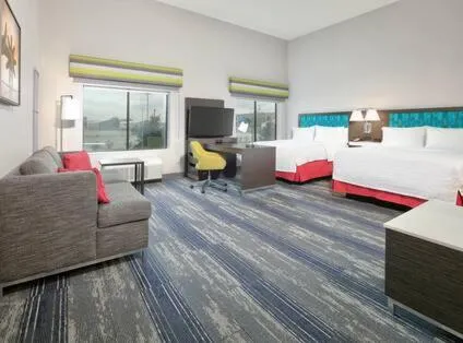 Bed in Hampton Inn & Suites Dalhart