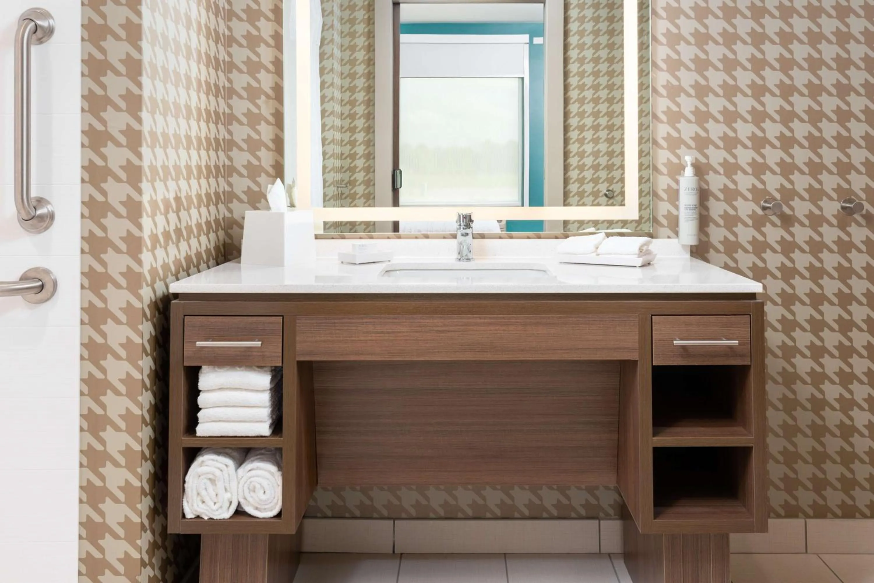 Bathroom in Home2 Suites By Hilton Wildwood The Villages