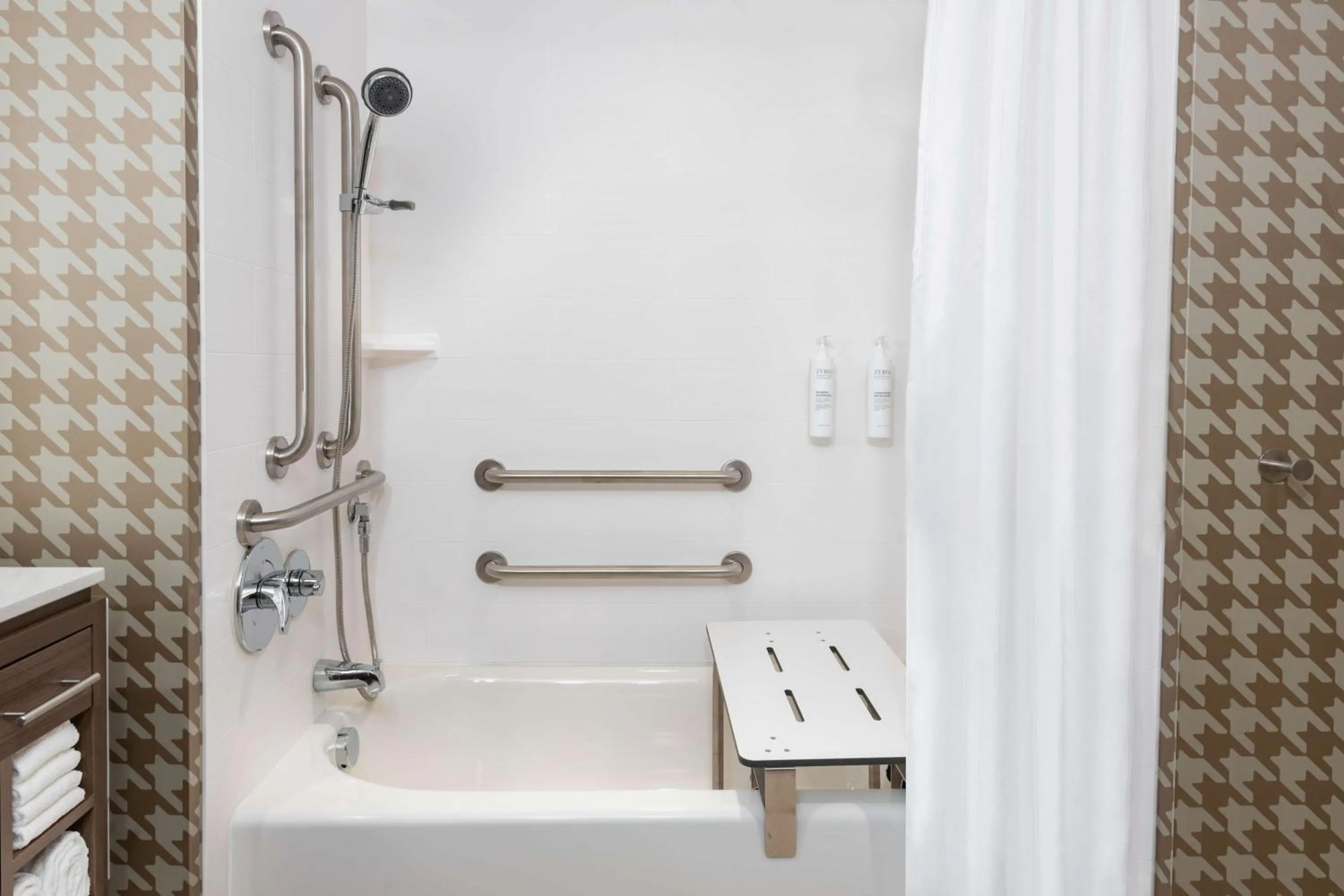 Bathroom in Home2 Suites By Hilton Wildwood The Villages