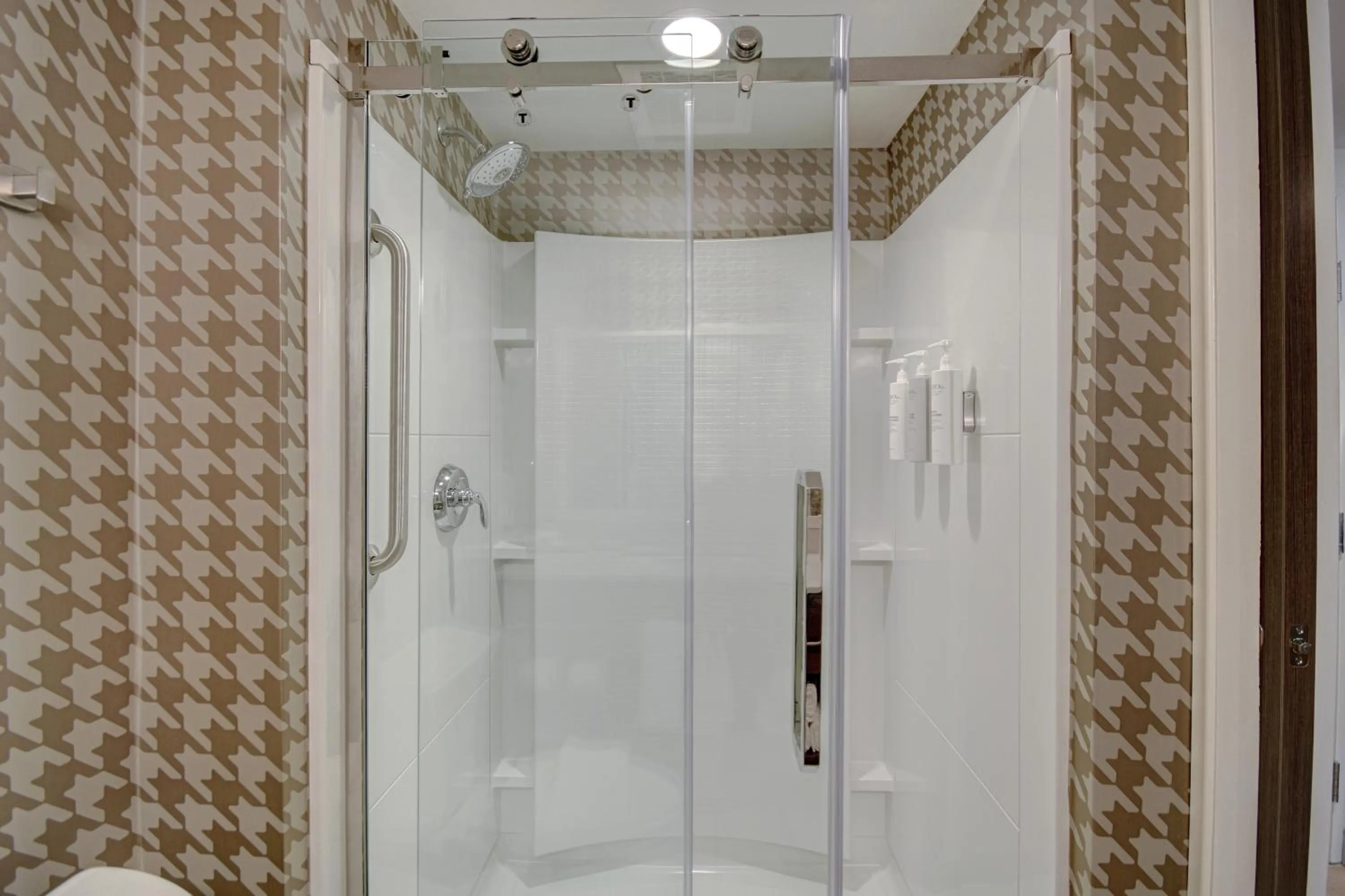 Shower in Home2 Suites By Hilton Garden Grove