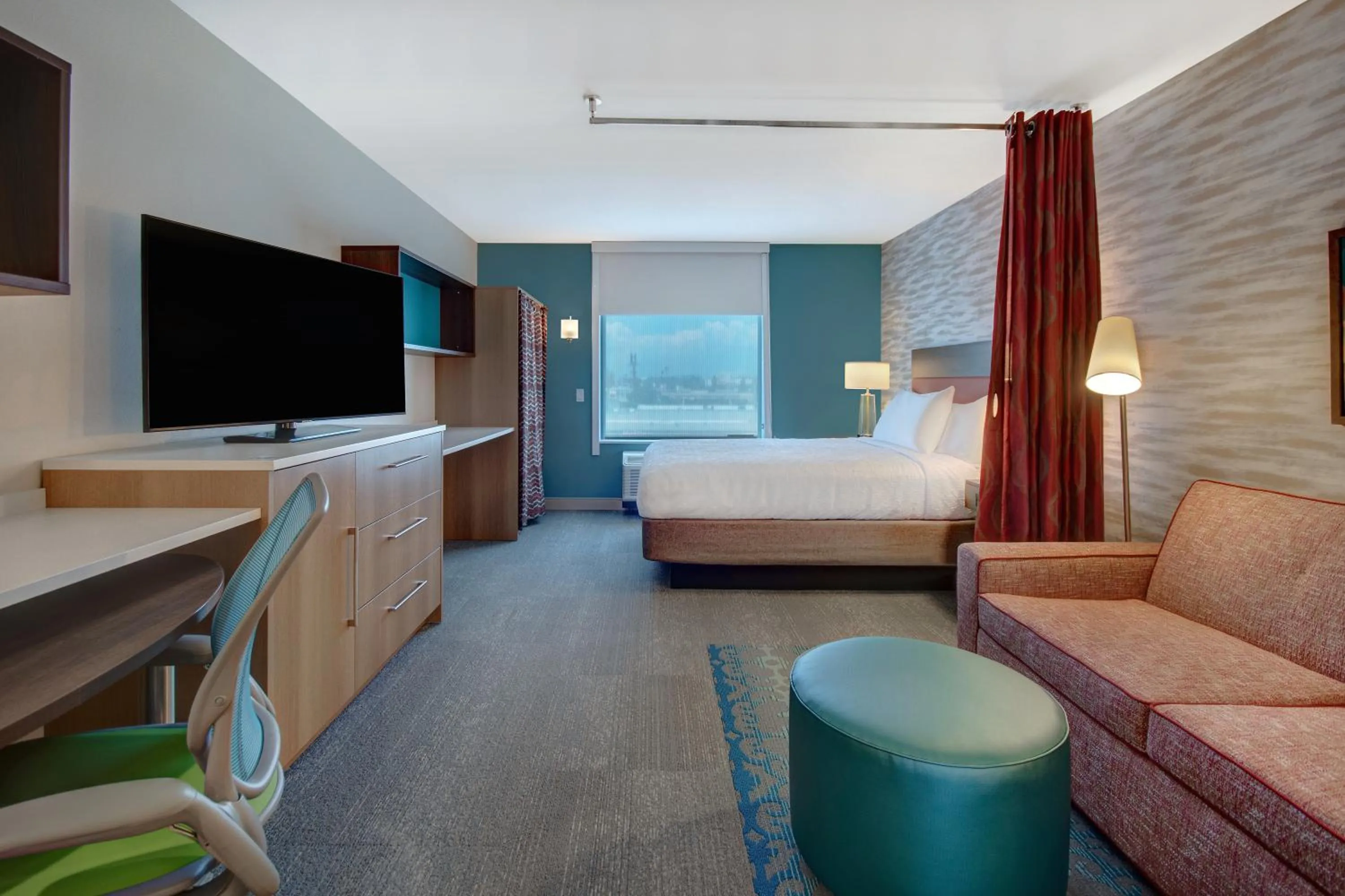 Bed in Home2 Suites By Hilton Garden Grove