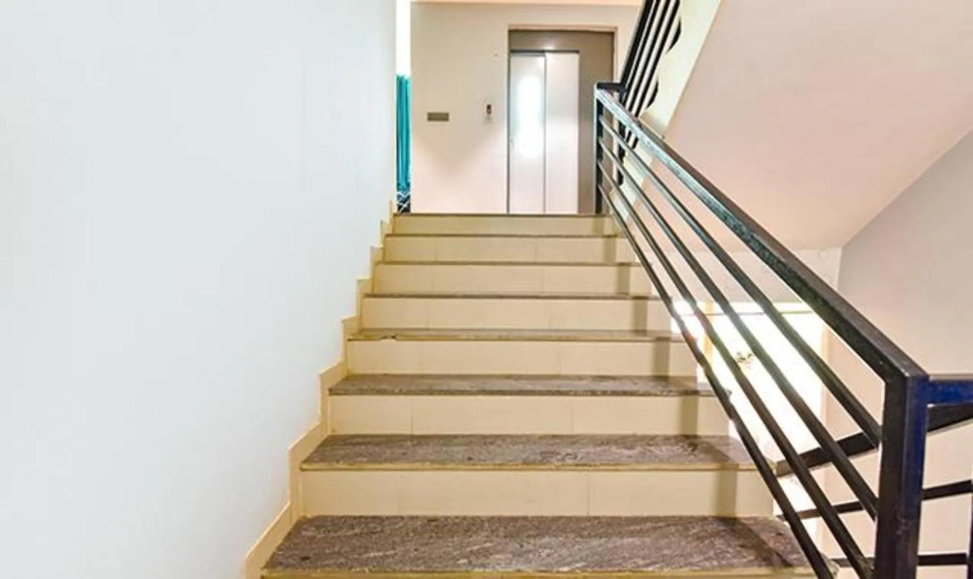 Lobby or reception in Oriva Siddharth Corporate - Vavol, Gandhinagar