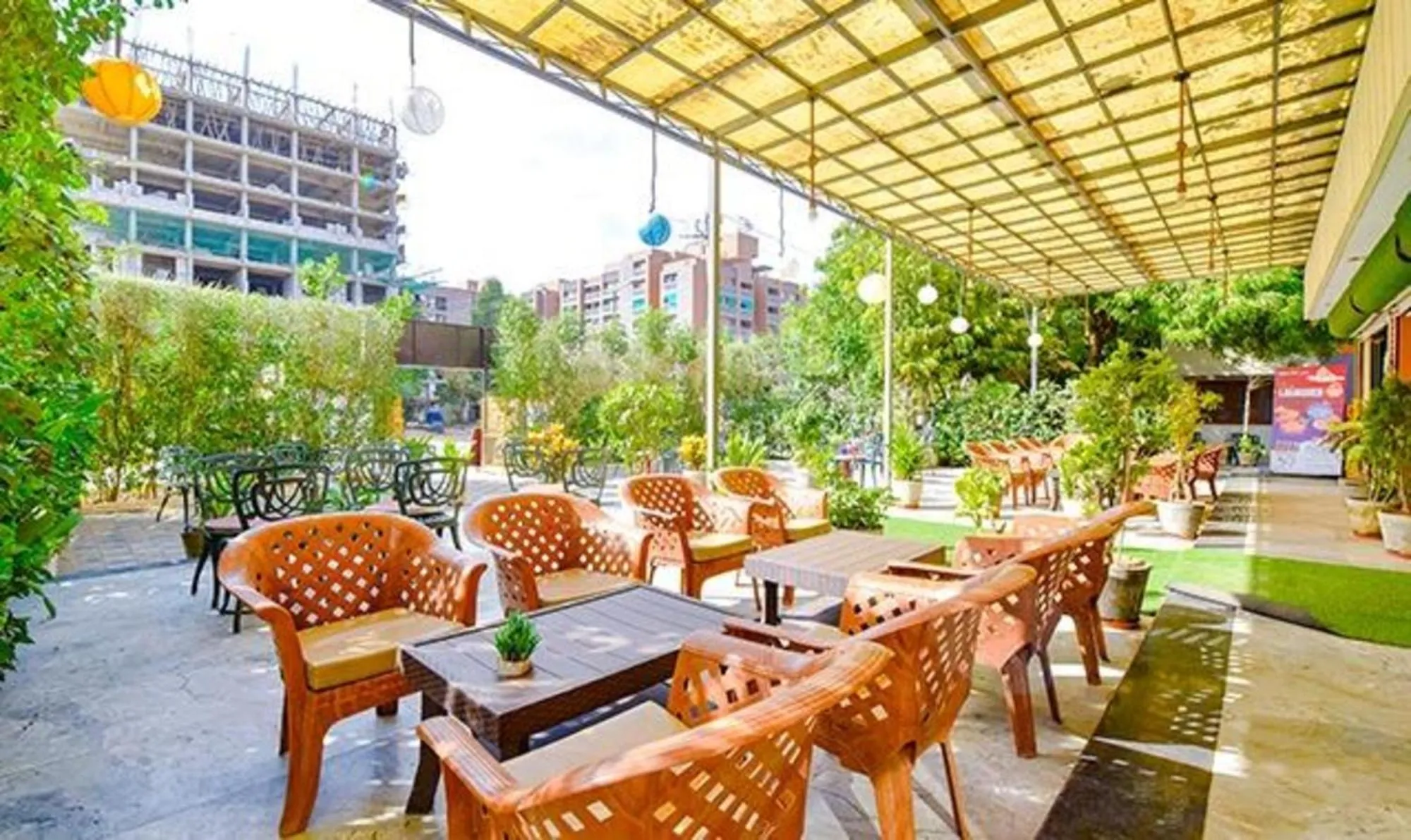 Restaurant/places to eat in Oriva Siddharth Corporate - Vavol, Gandhinagar