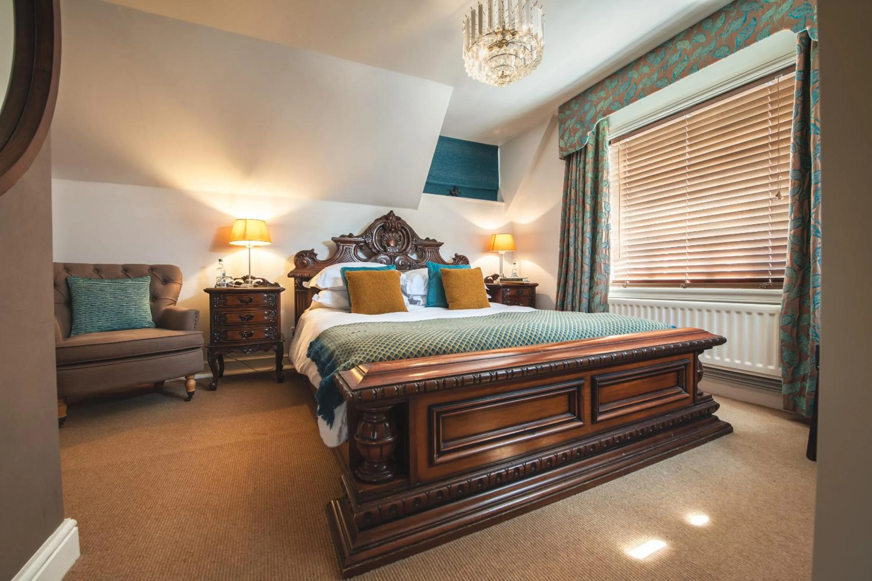 Bedroom, Bed in RHUBARB at Drapers Hall