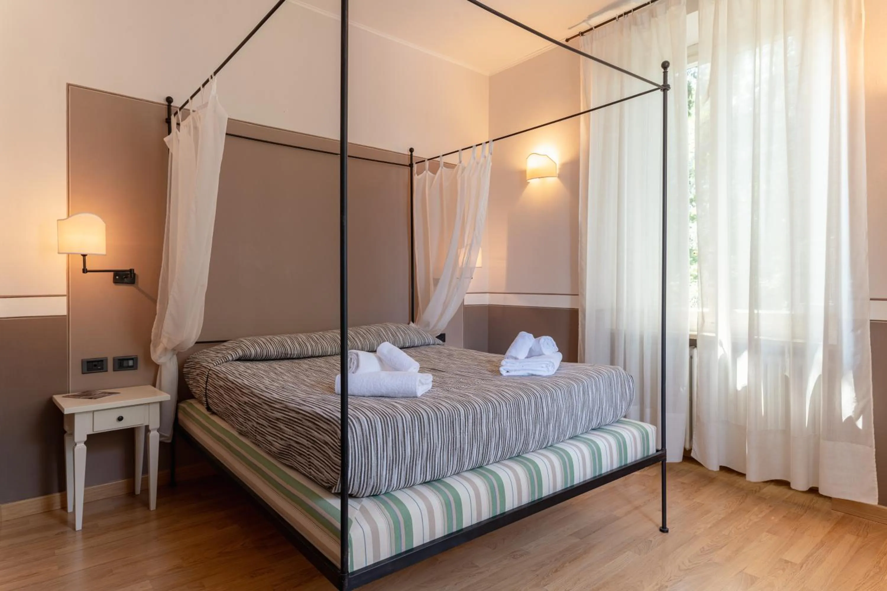 Bed in Villa Romantica Wellness & SPA