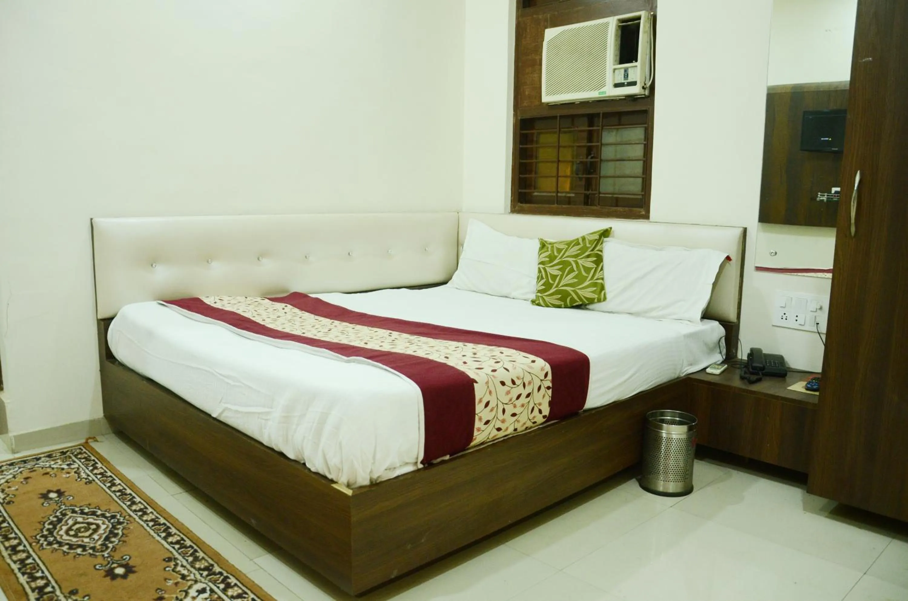 Bed in Hotel hari palace