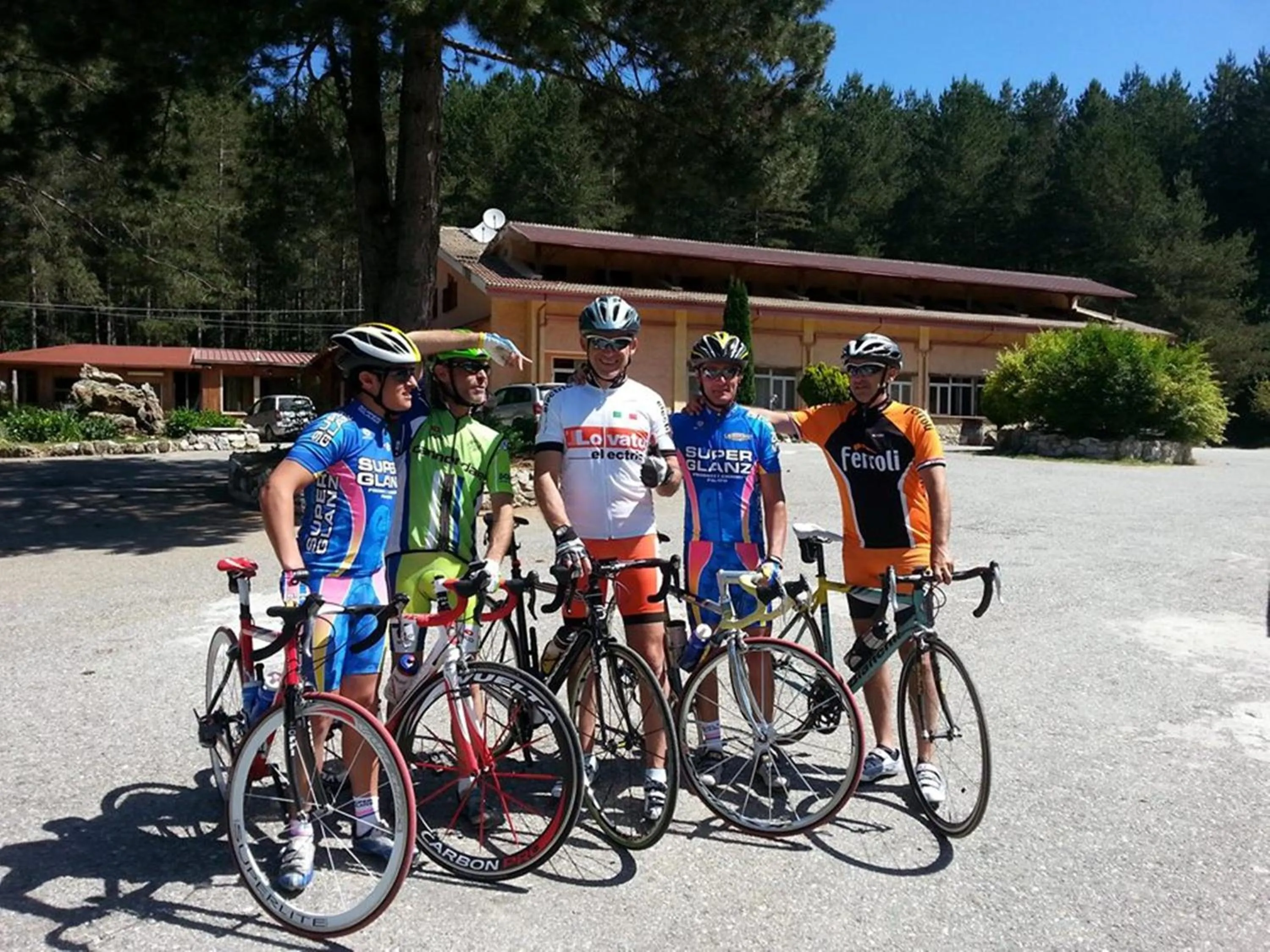 group of guests in Parco Hotel Granaro