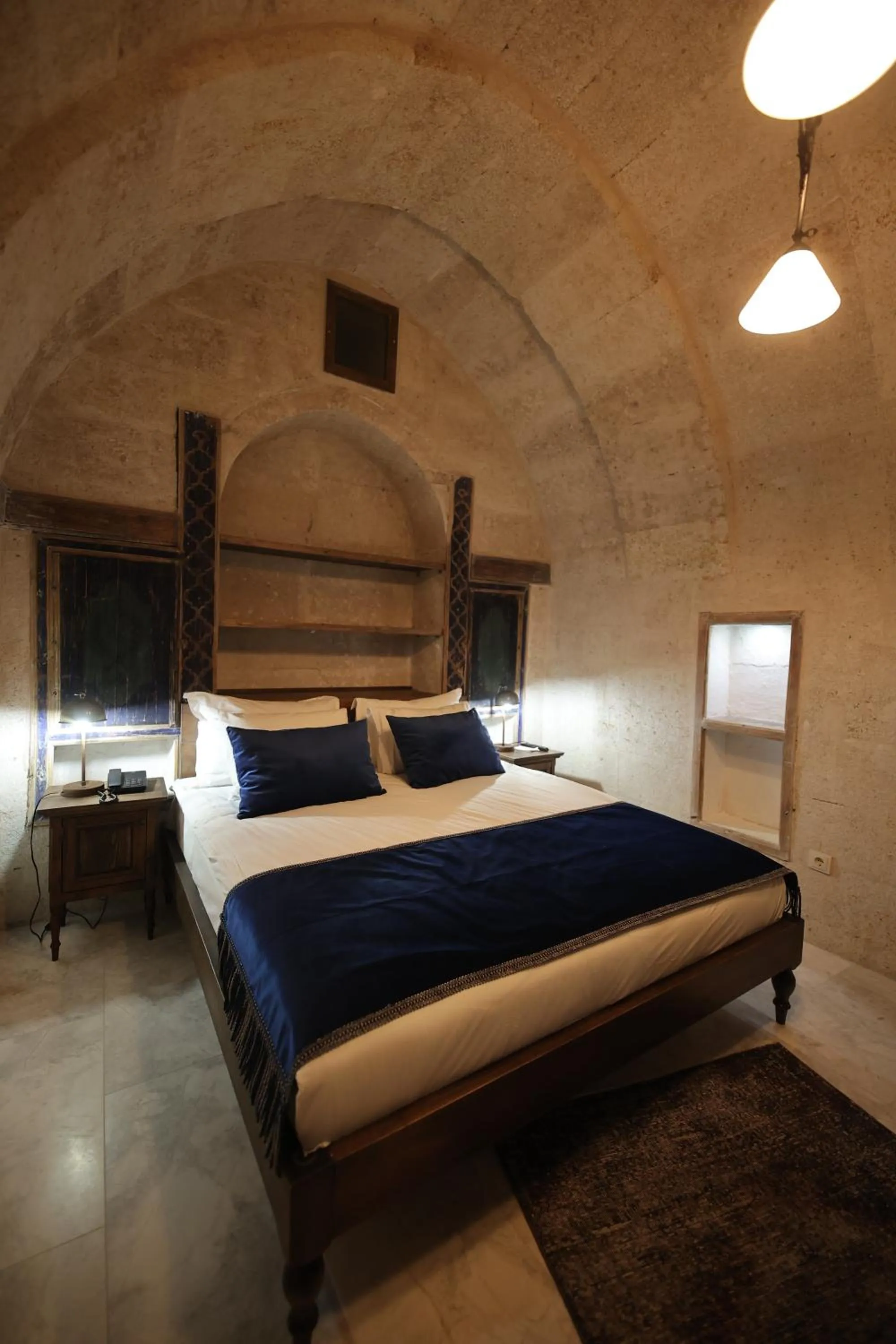 Bed in Ürgüp Cave Suites
