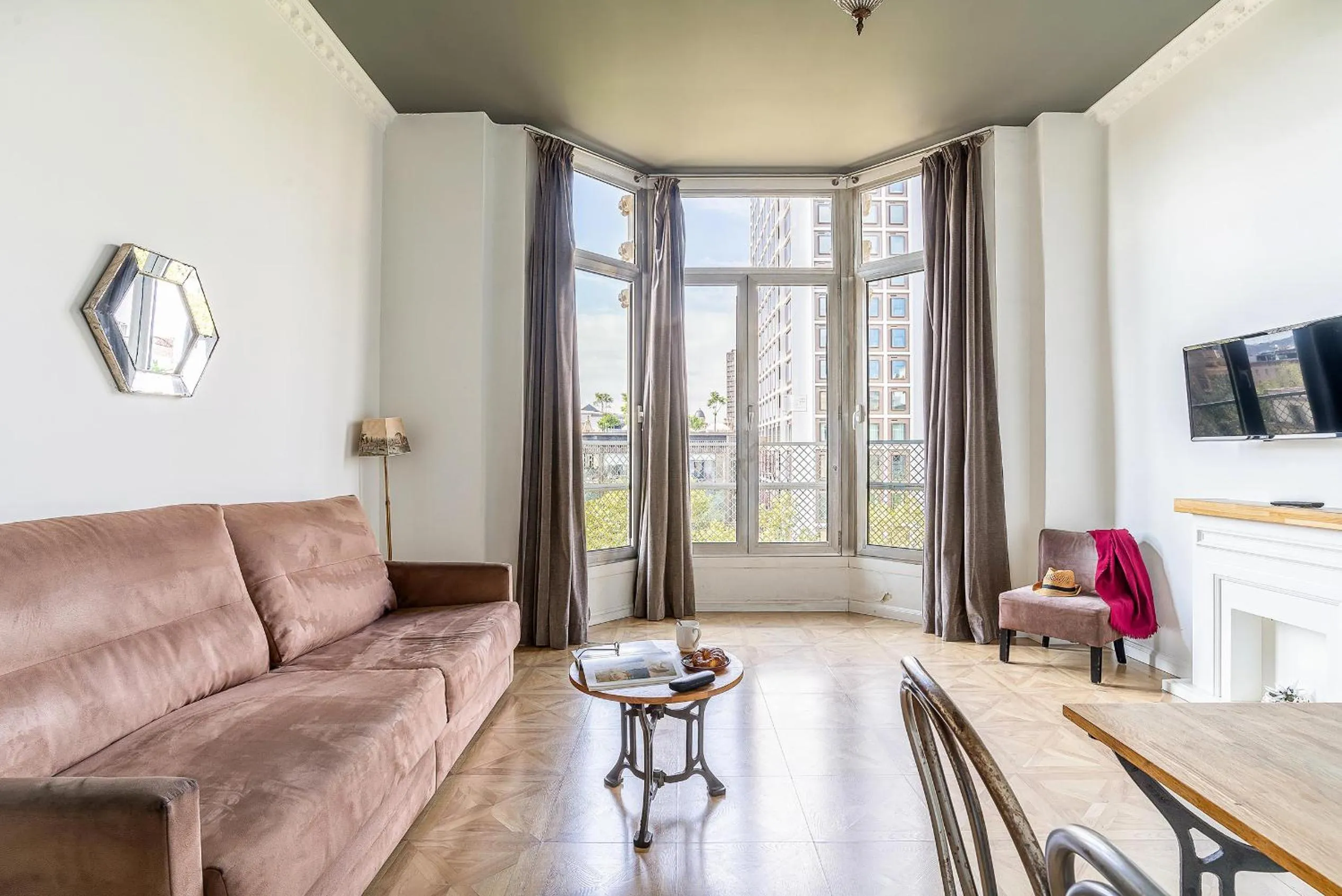 TV and multimedia in Casa Gracia Apartments