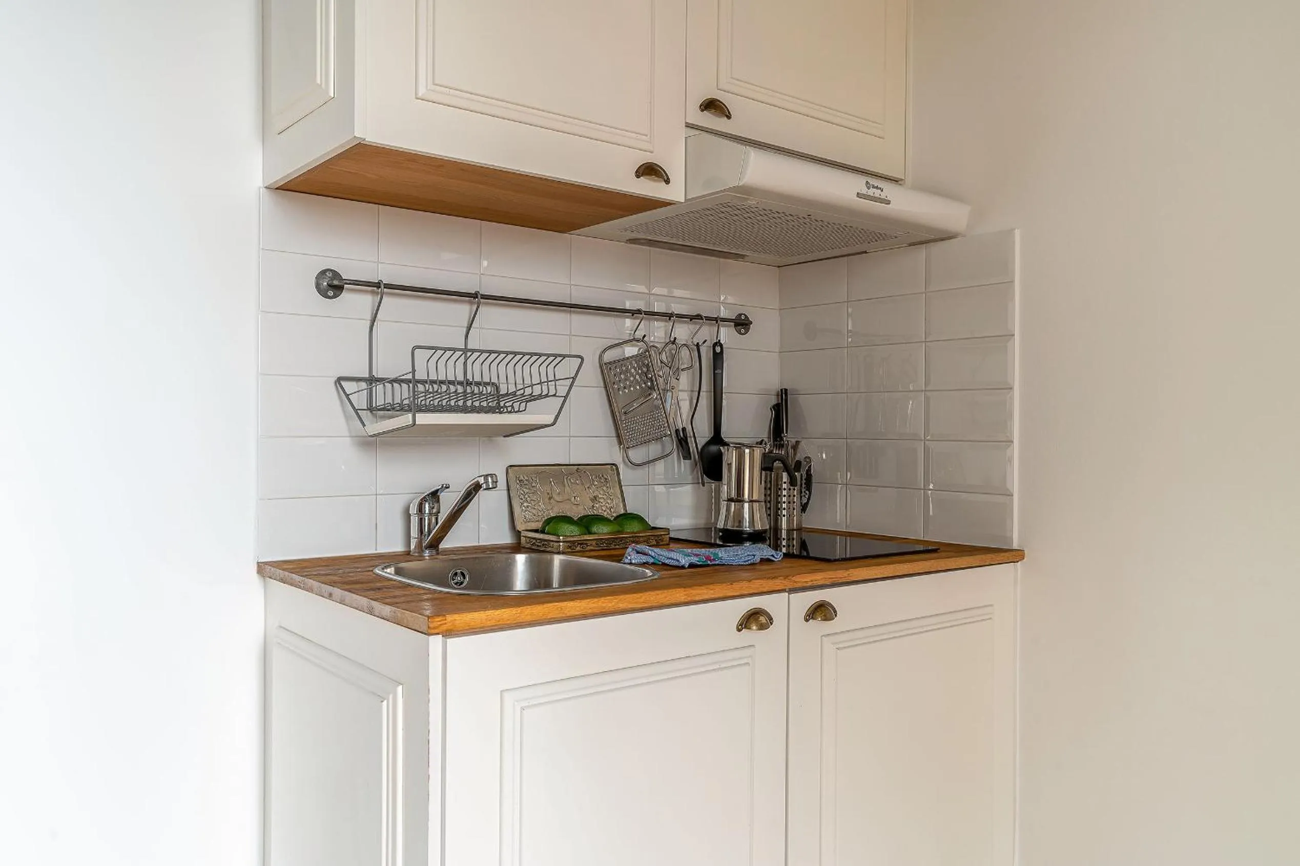 Kitchen or kitchenette in Casa Gracia Apartments