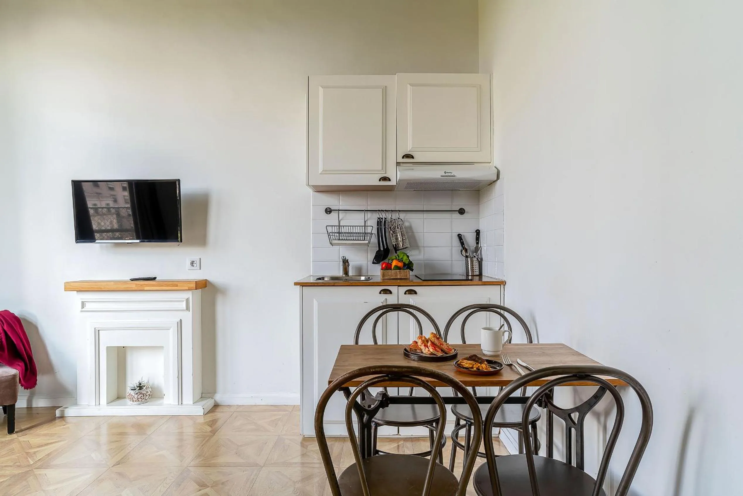 TV and multimedia in Casa Gracia Apartments