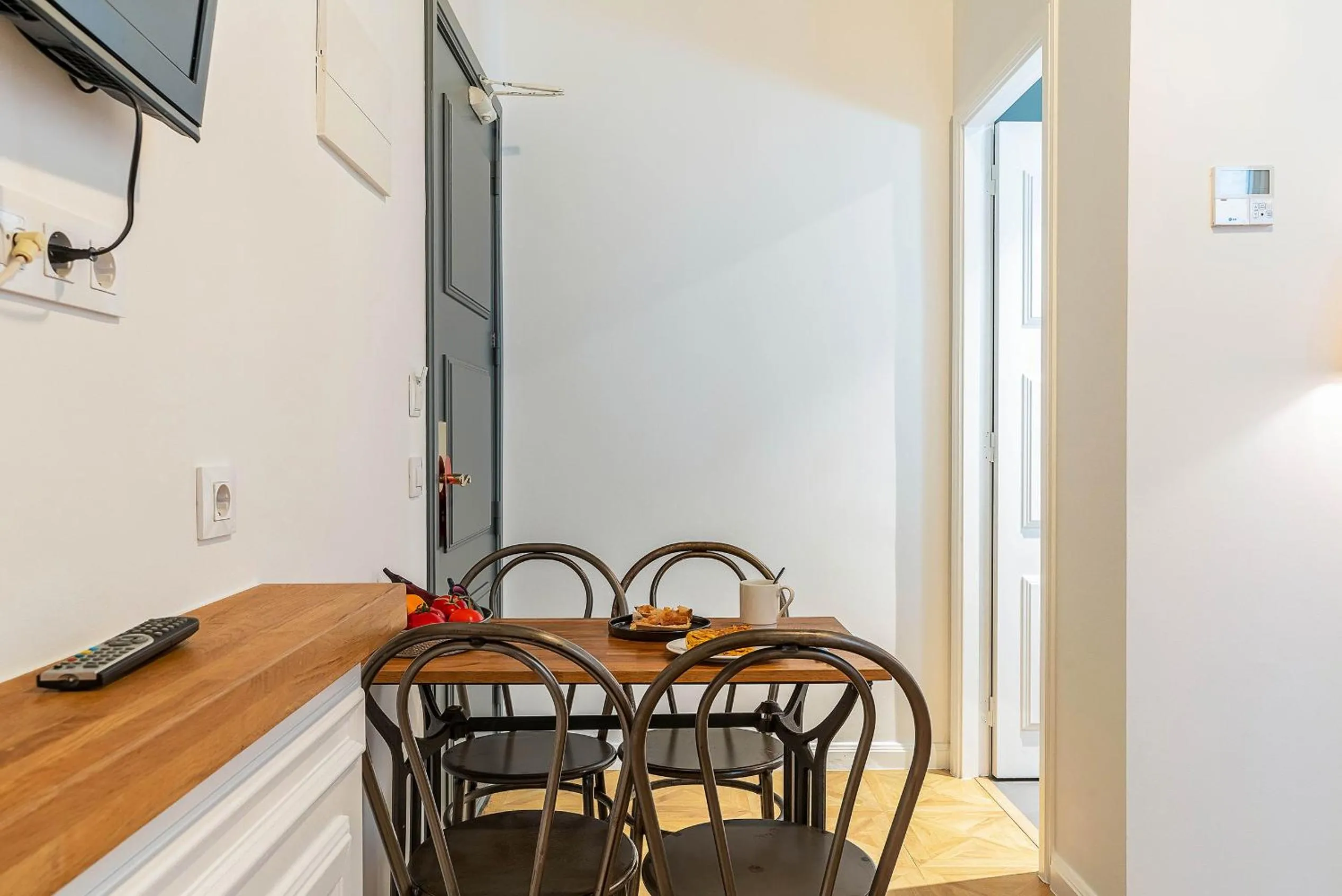 Dining area in Casa Gracia Apartments