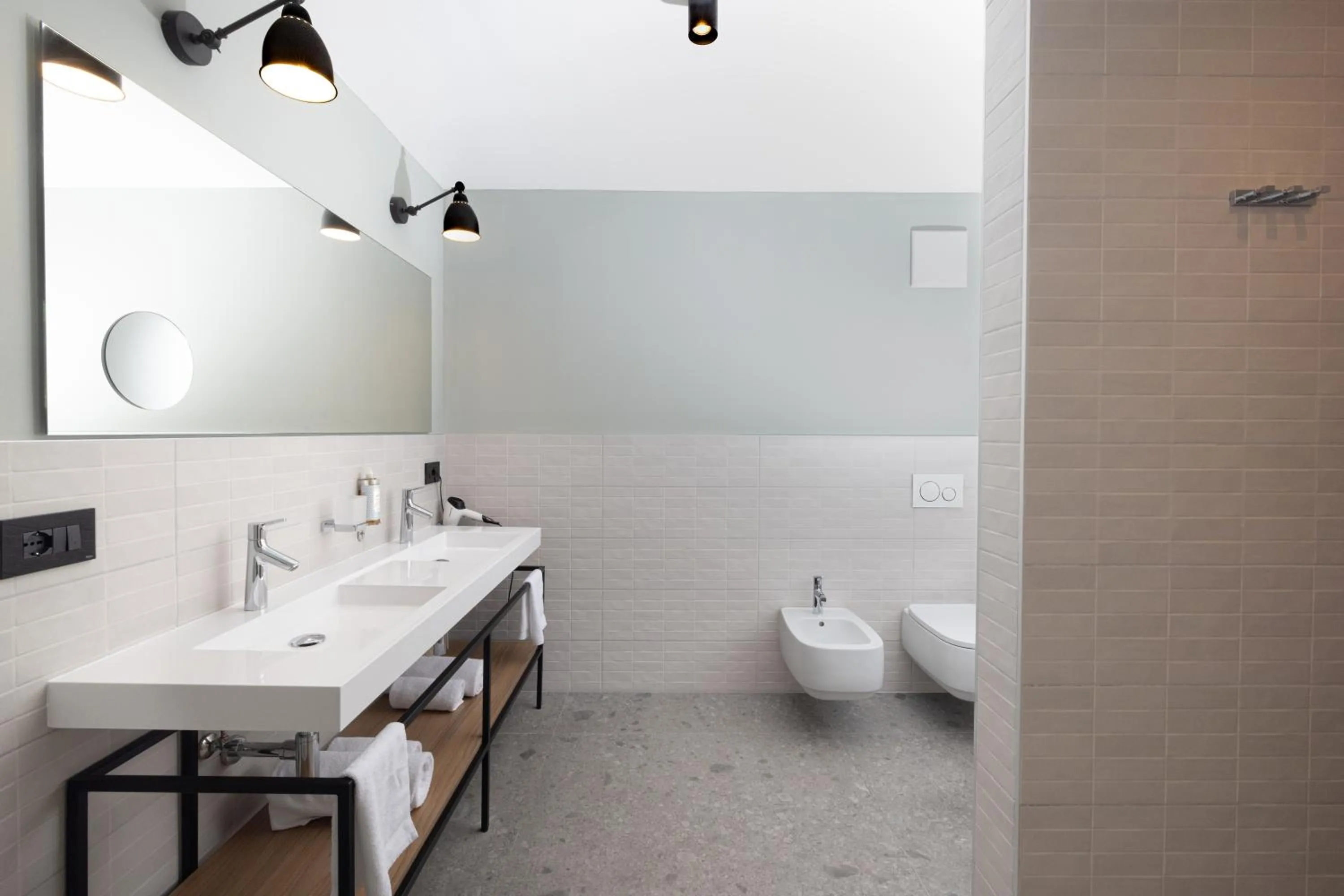 Shower in Residence - Palais Hörtenberg