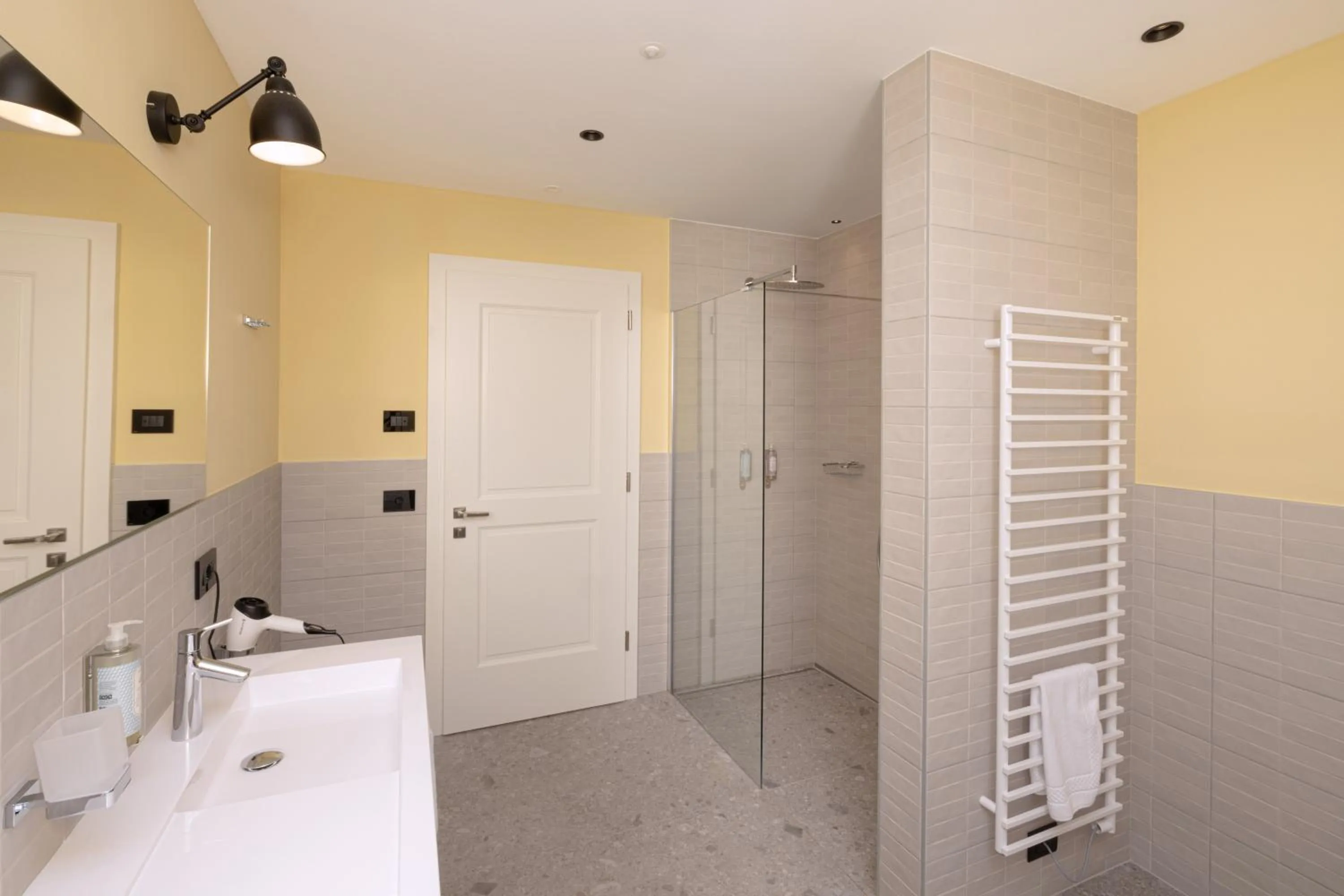 Shower in Residence - Palais Hörtenberg