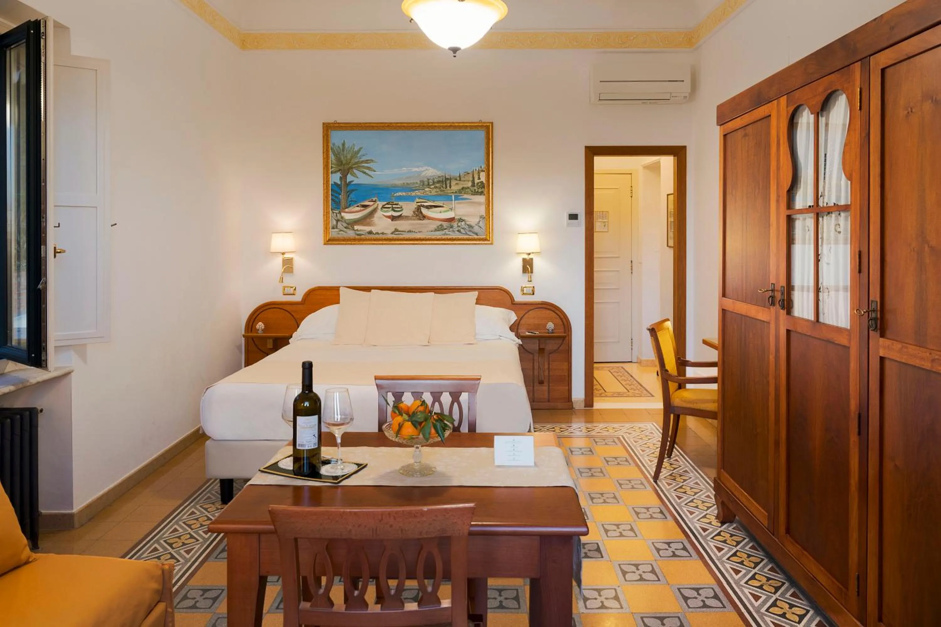 Bed in Hotel Villa Schuler