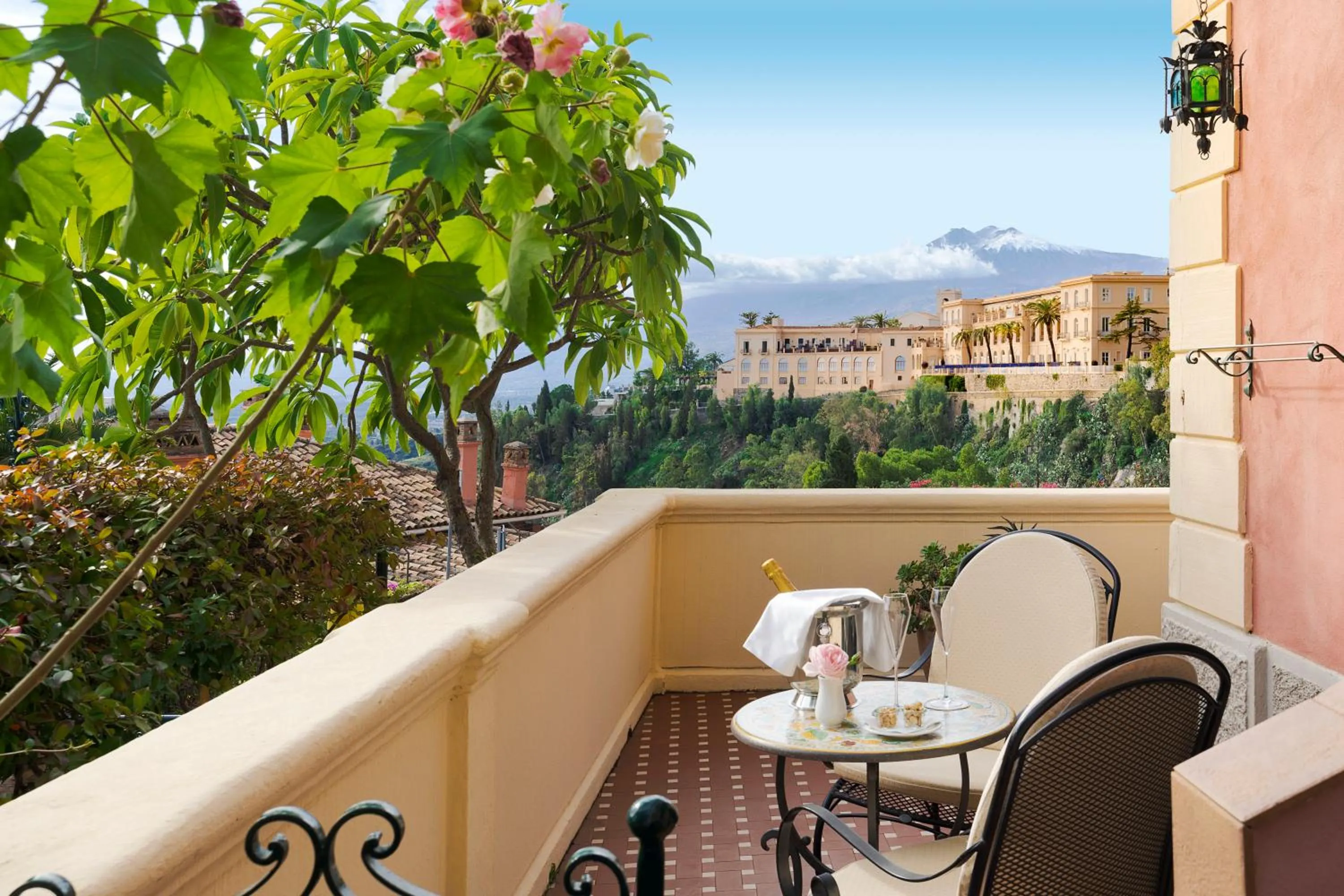 Patio in Hotel Villa Schuler