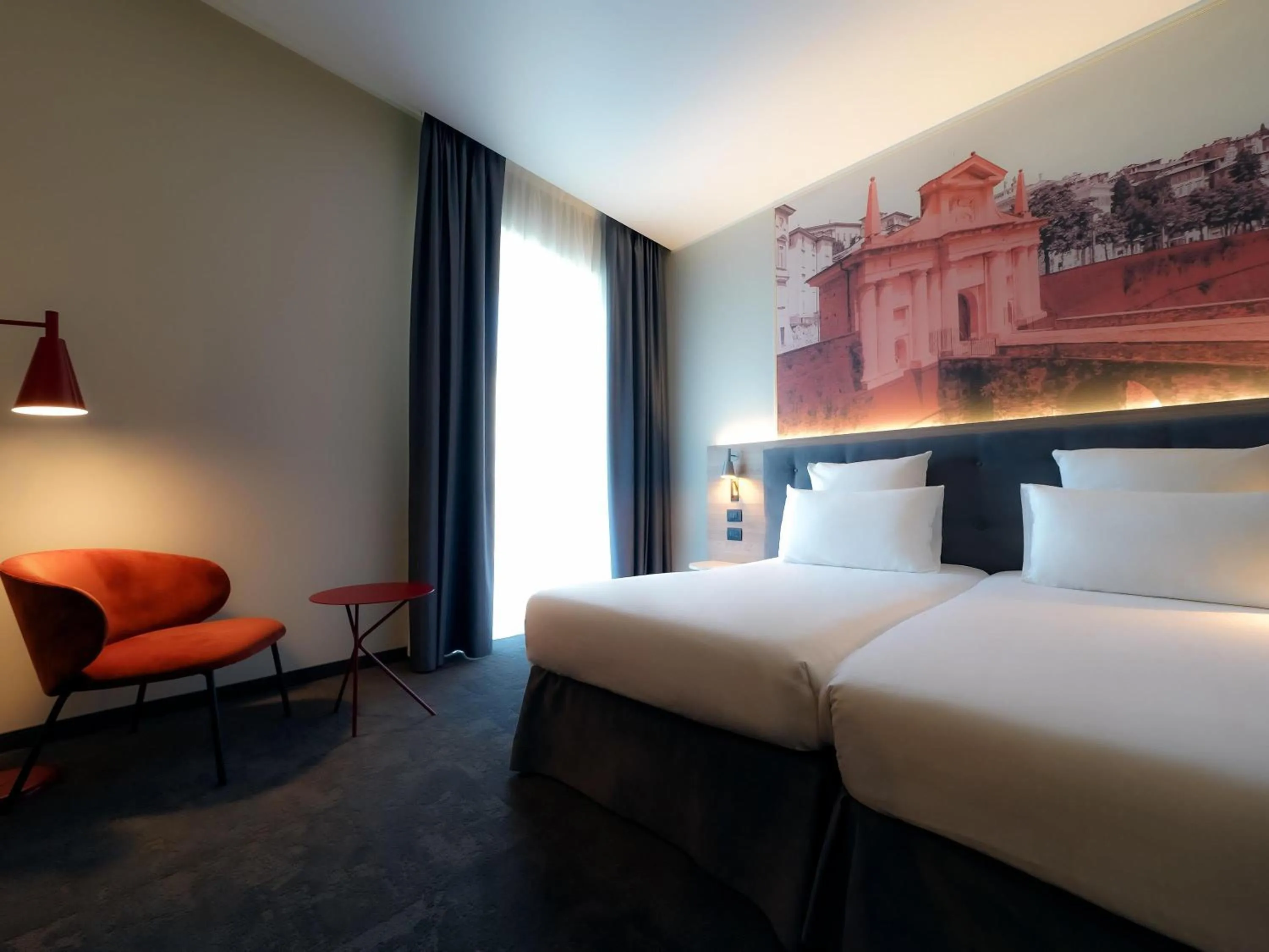 Bedroom, Bed in Mercure Bergamo Centro Palazzo Dolci