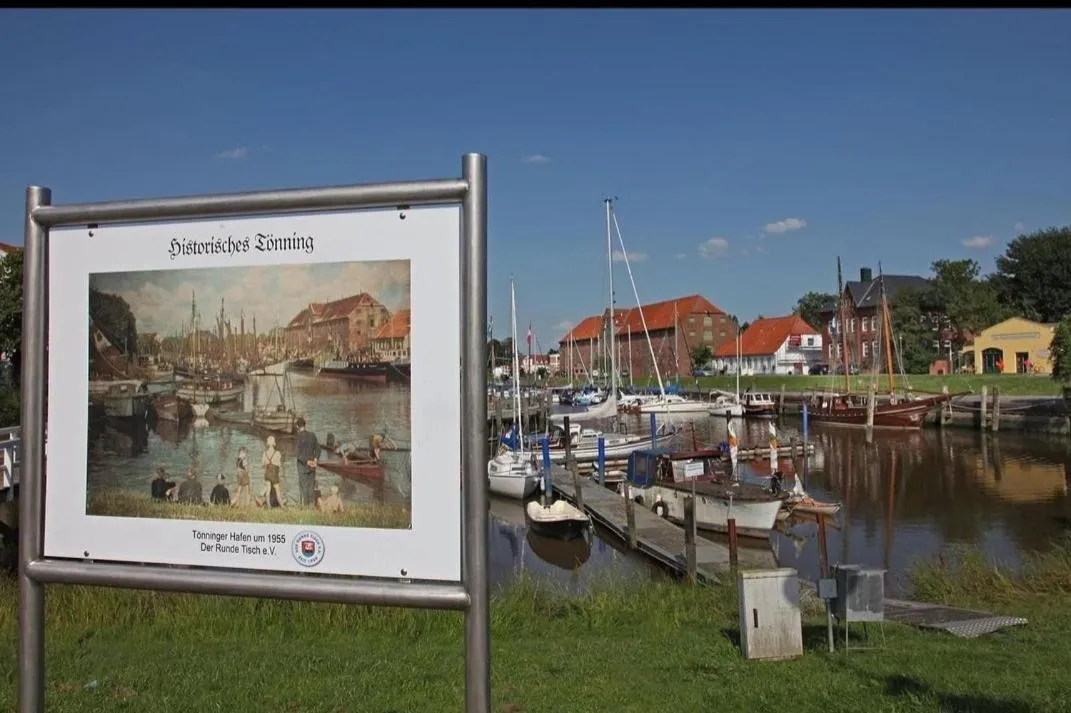 Staff in Landschaftliches Haus