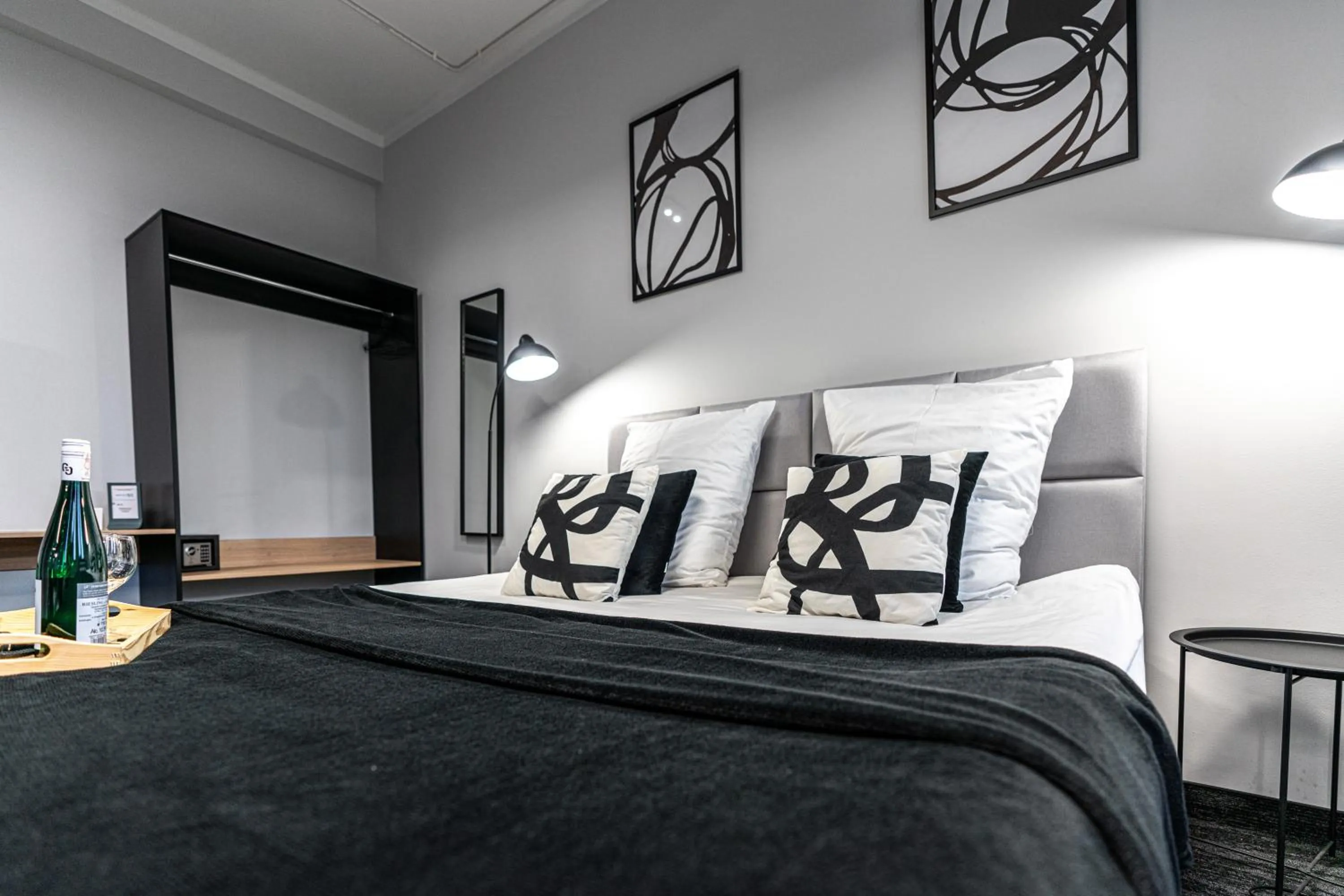 Bed in VANTA Business Center