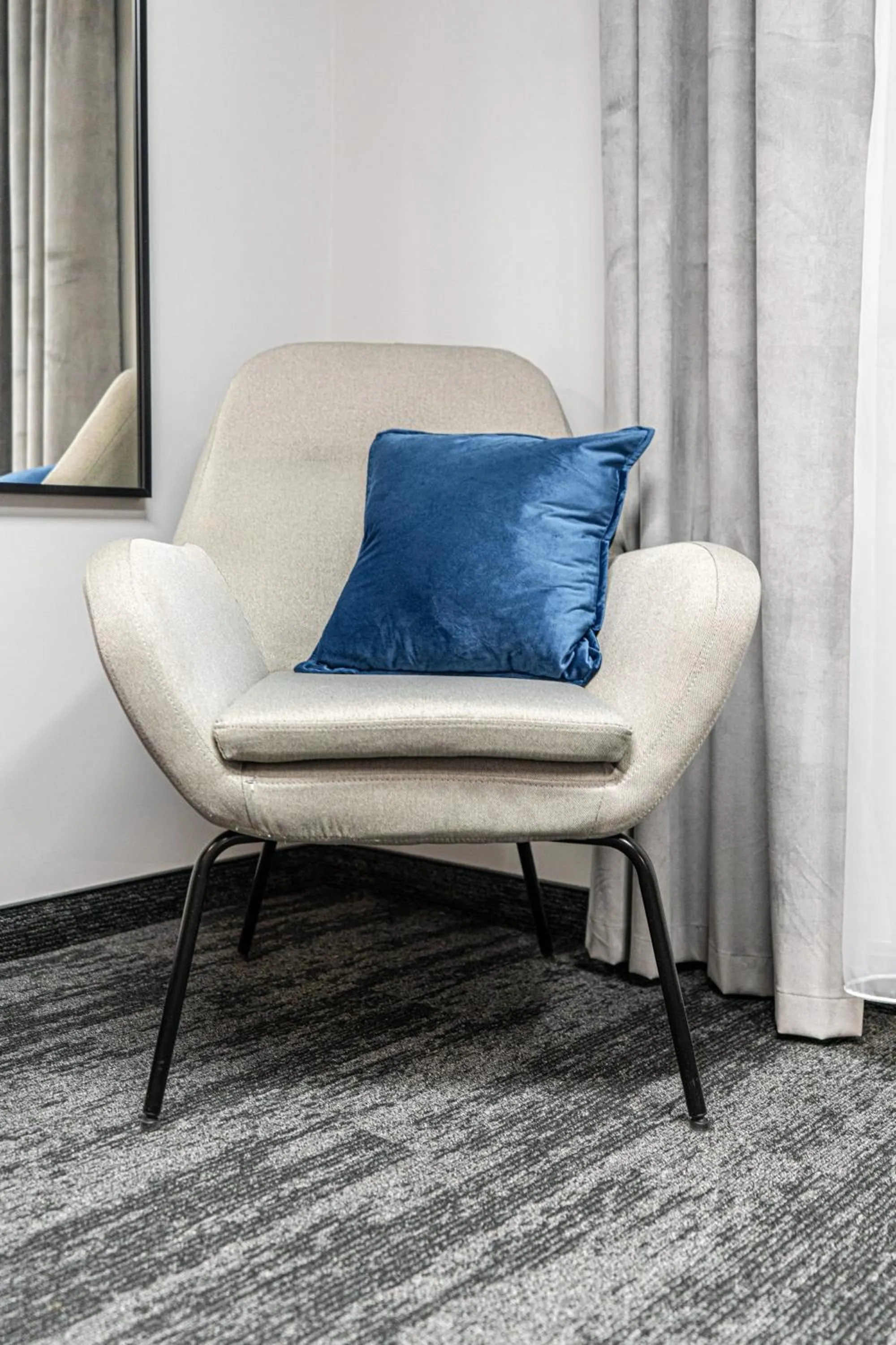 Seating area in VANTA Business Center