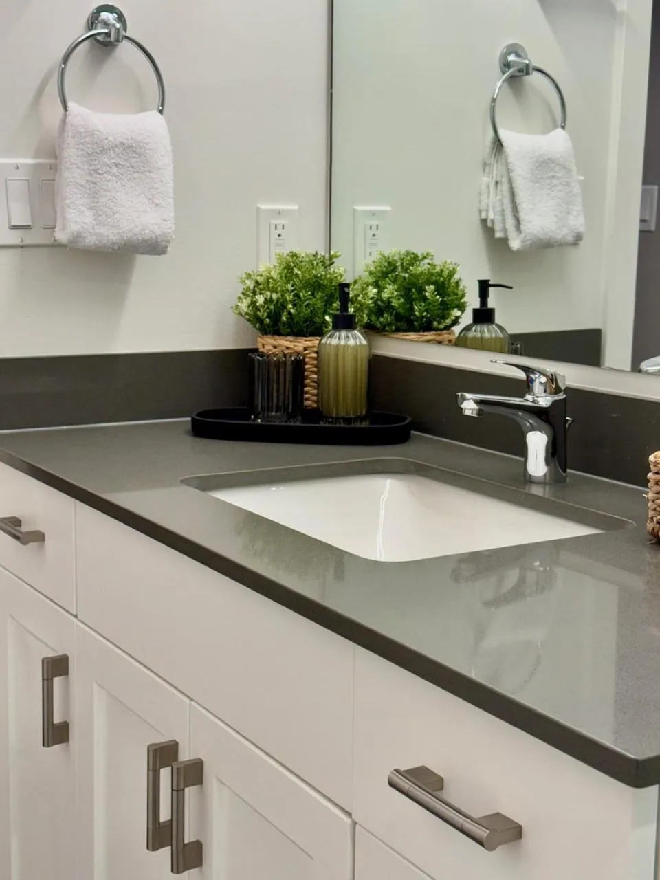 Granite Ridge Condo by Revelstoke Vacations