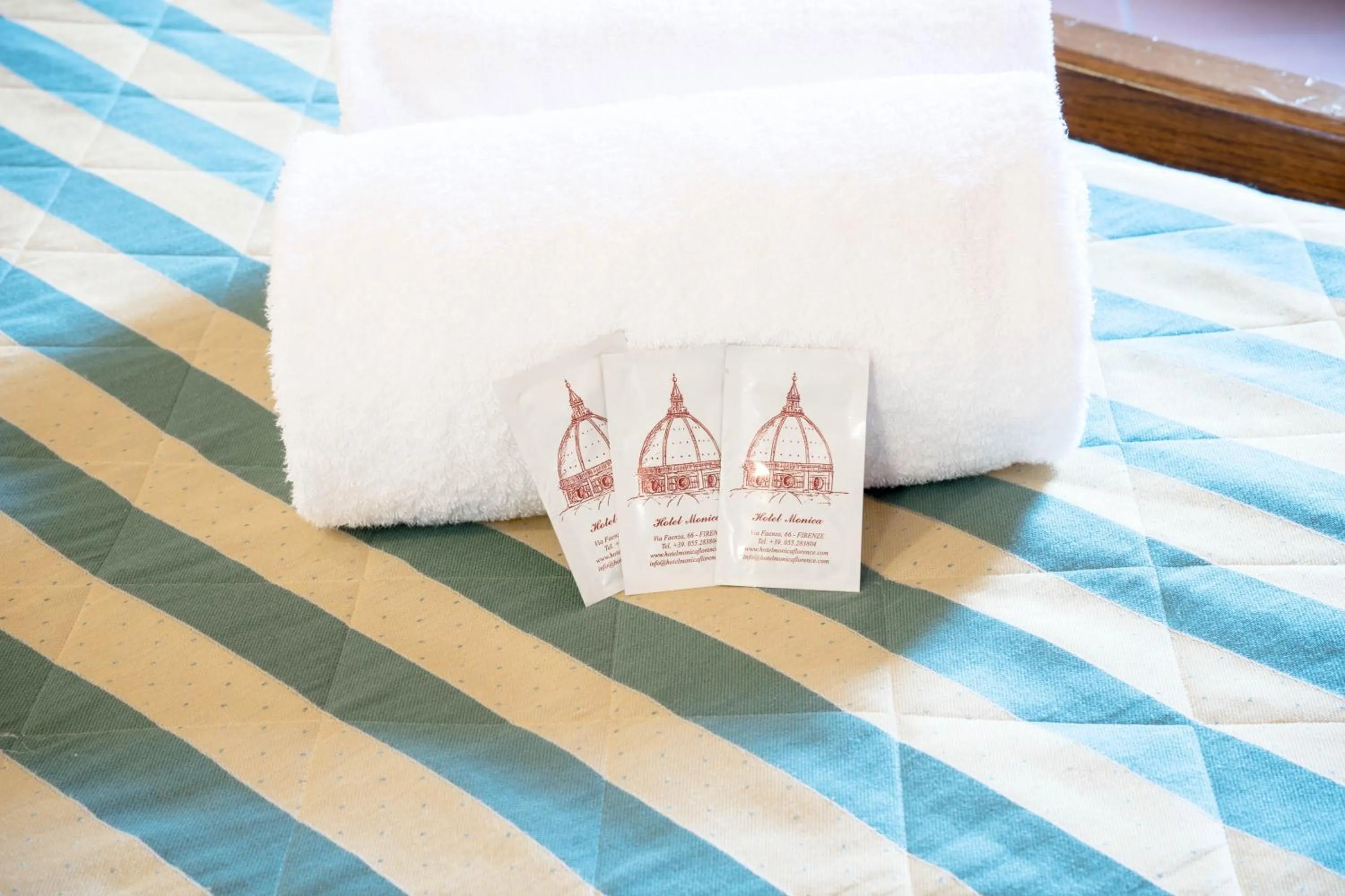 Other, Bed in Hotel Monica