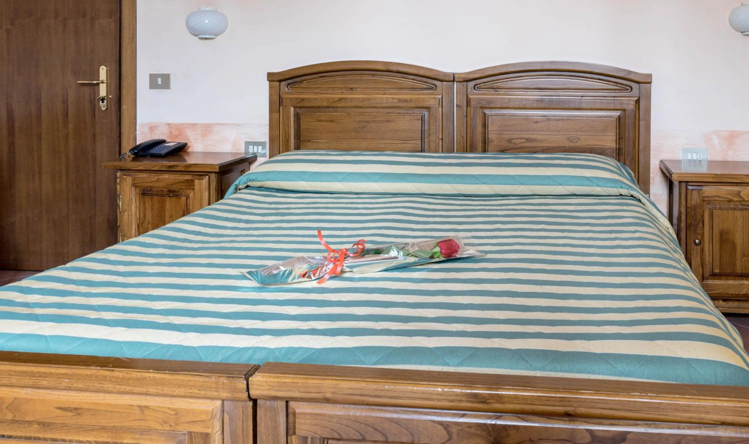 Bedroom, Bed in Hotel Monica