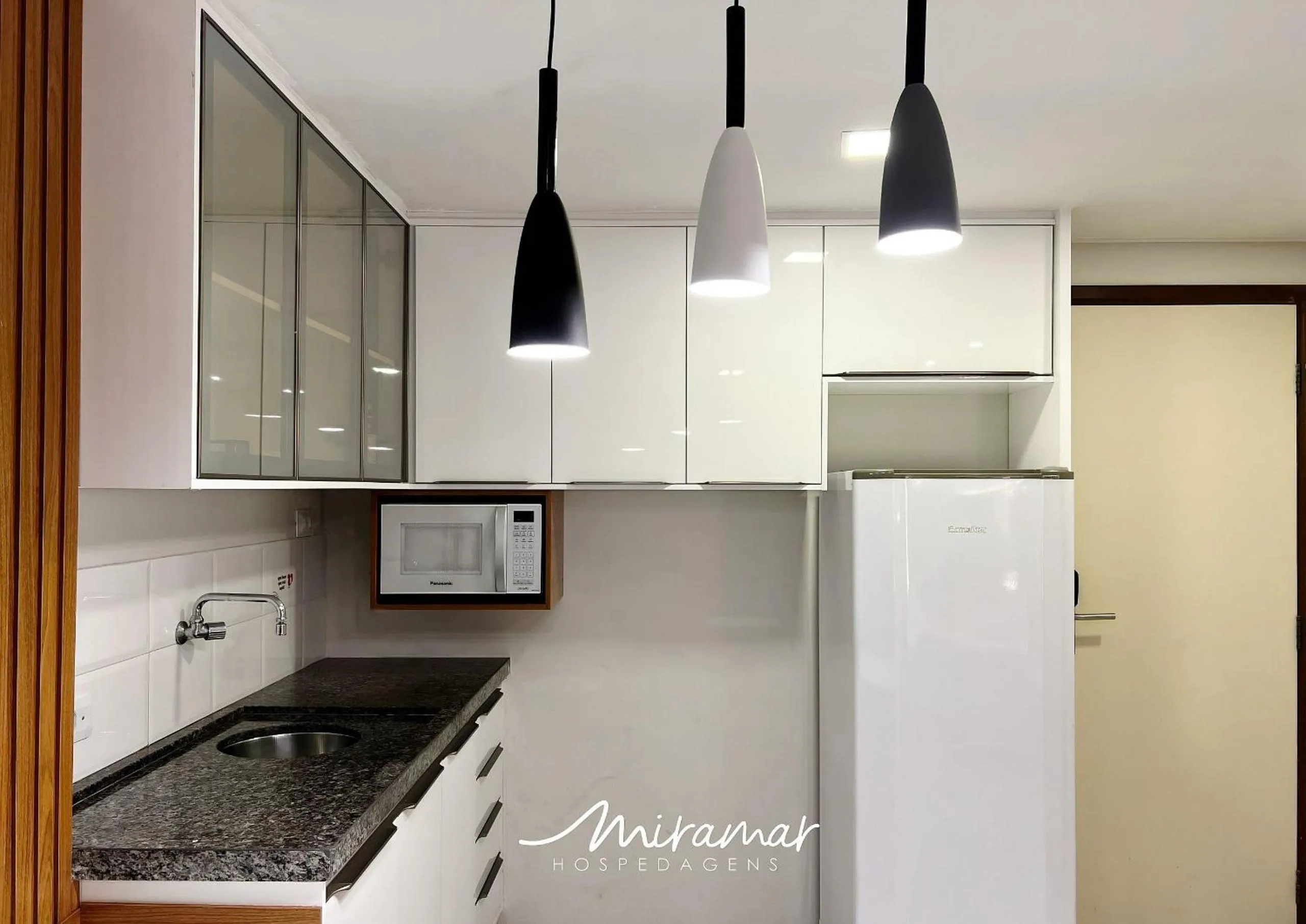 Kitchen or kitchenette in Ambassador Unidades Autônomas