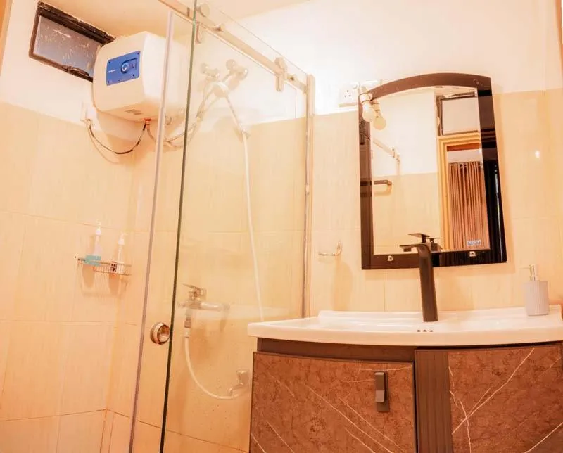 Shower in Hill Safari - Tea Estate Villa