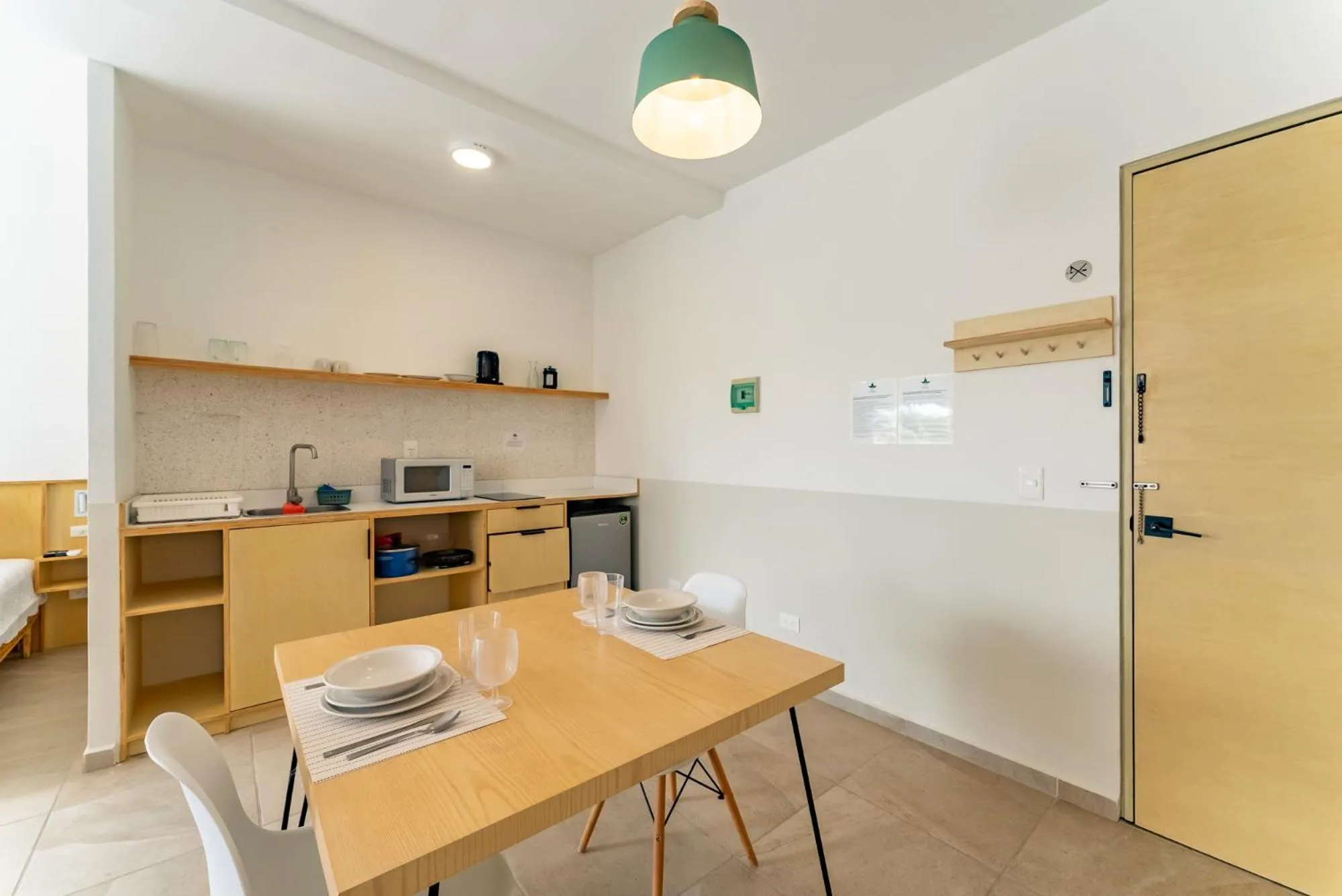 Coffee/tea facilities in Bed Away Studios