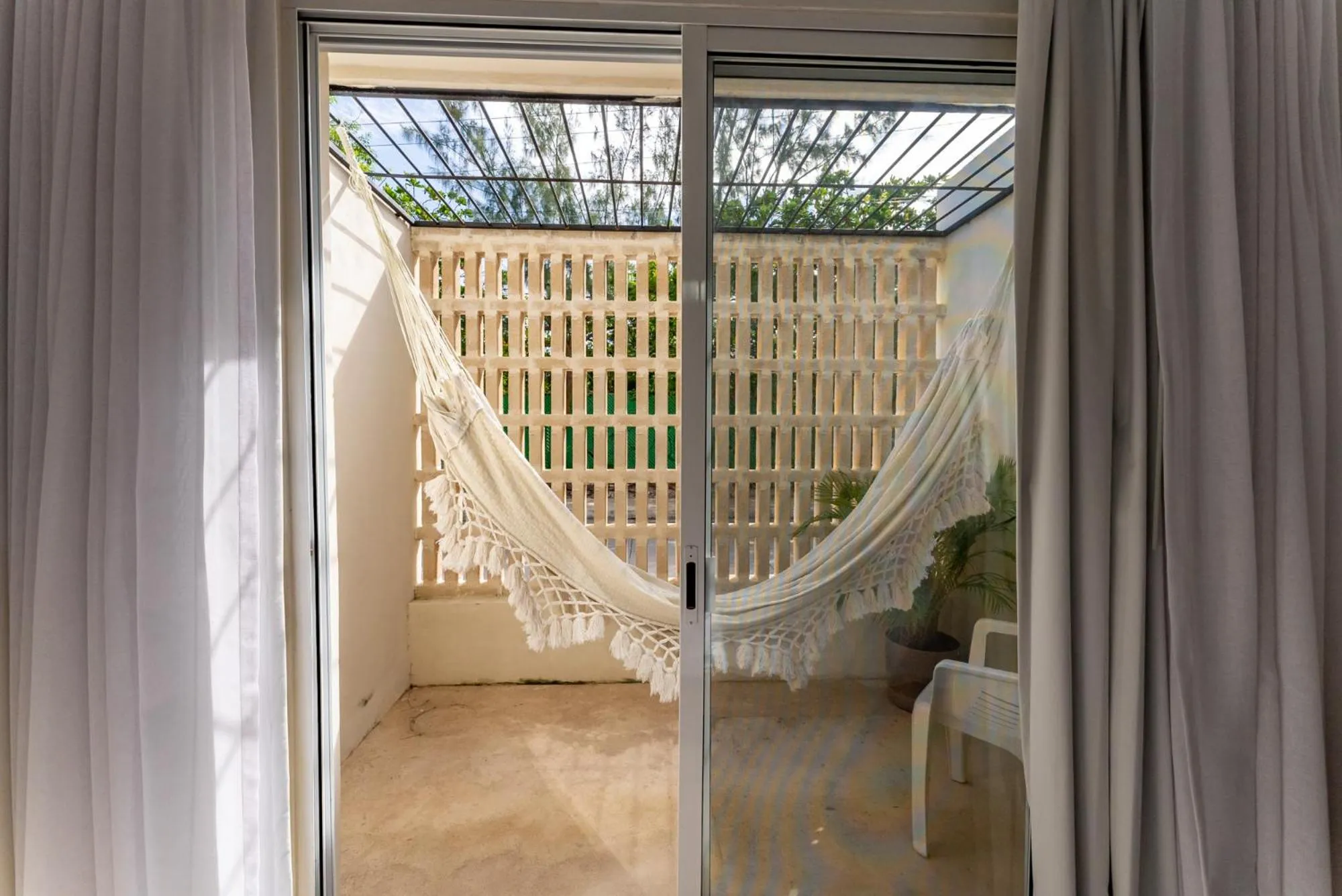 Balcony/Terrace in Bed Away Studios