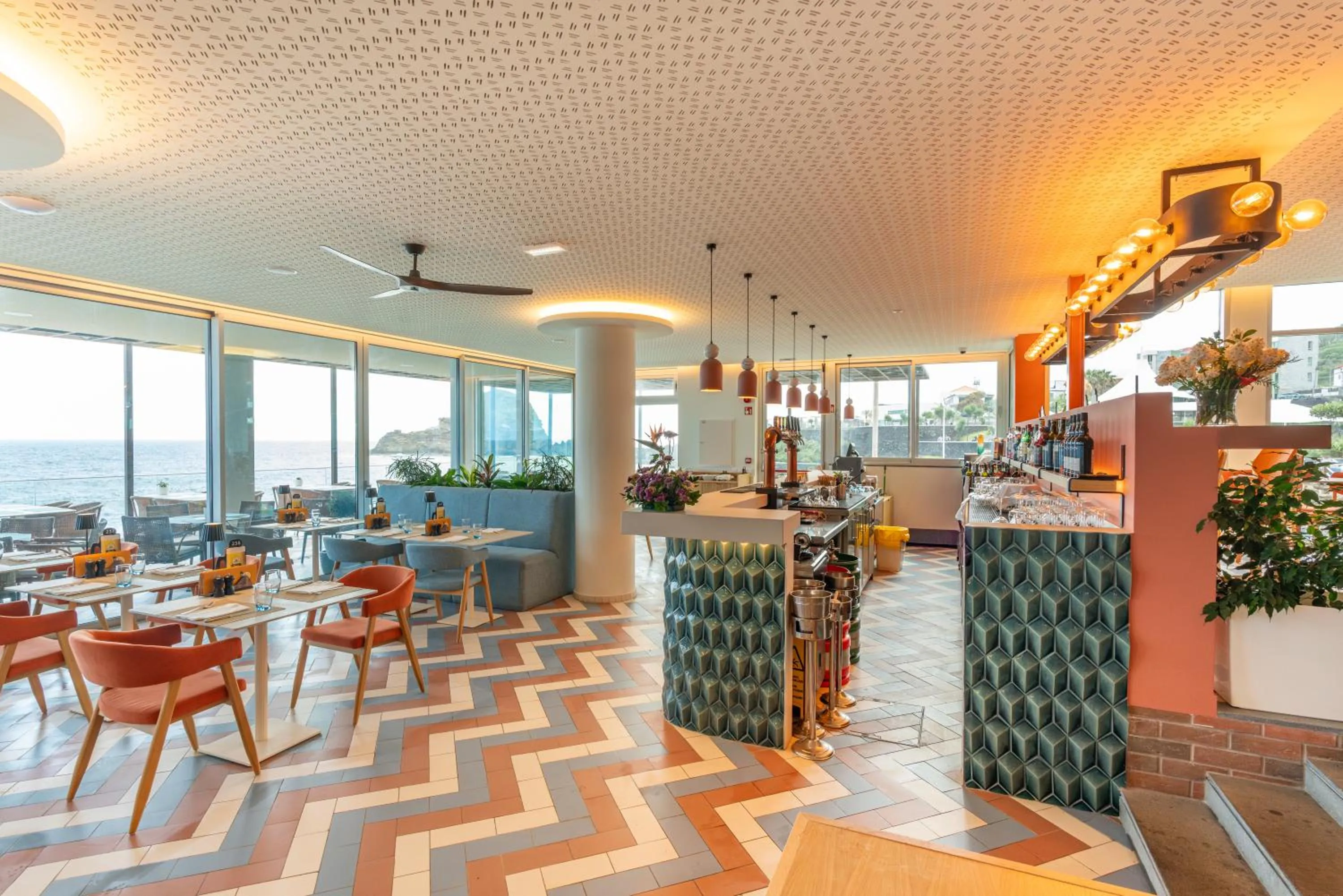 Restaurant/places to eat in Aqua Natura Madeira