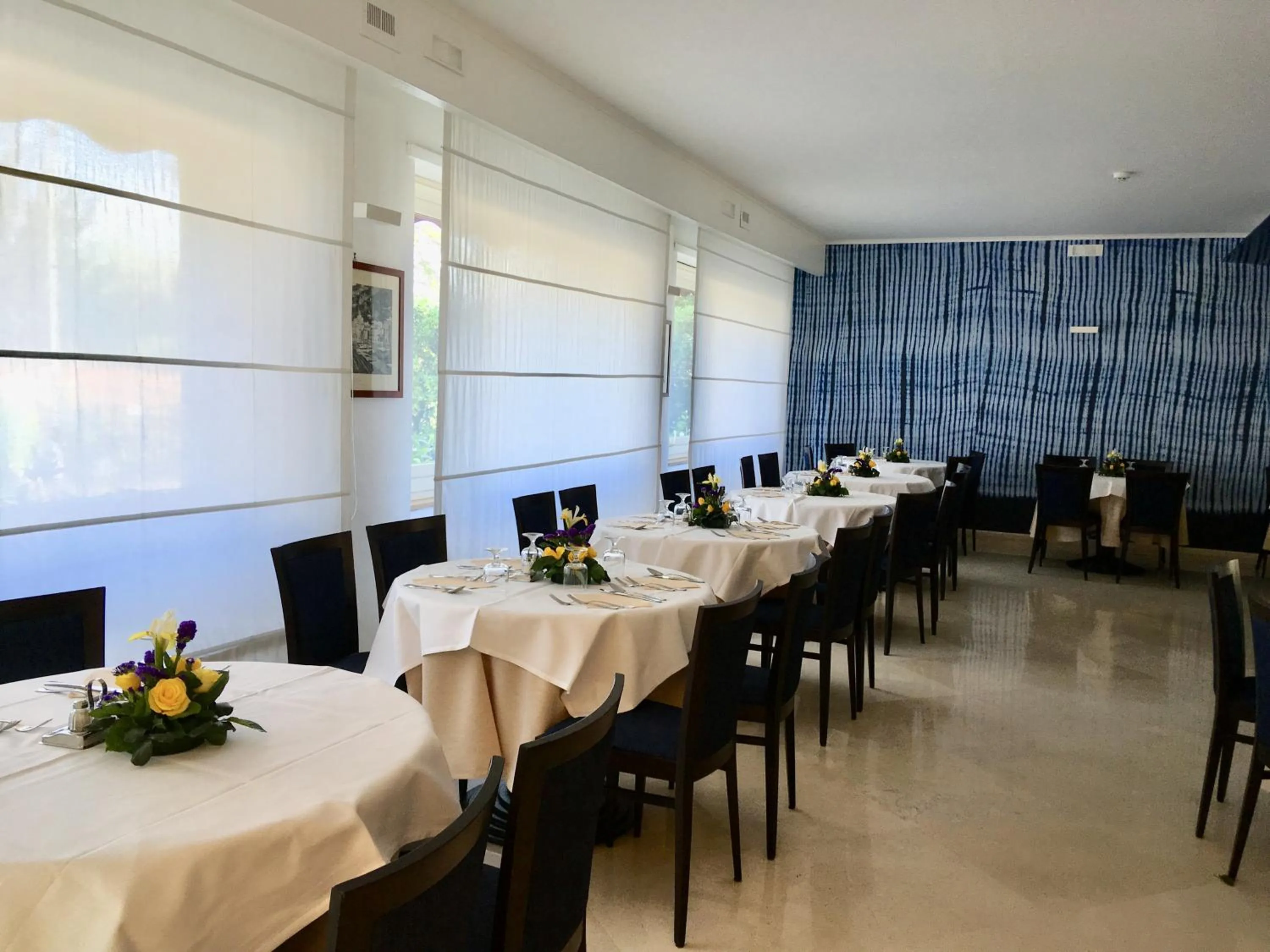 Restaurant/places to eat in Hotel La Meridiana