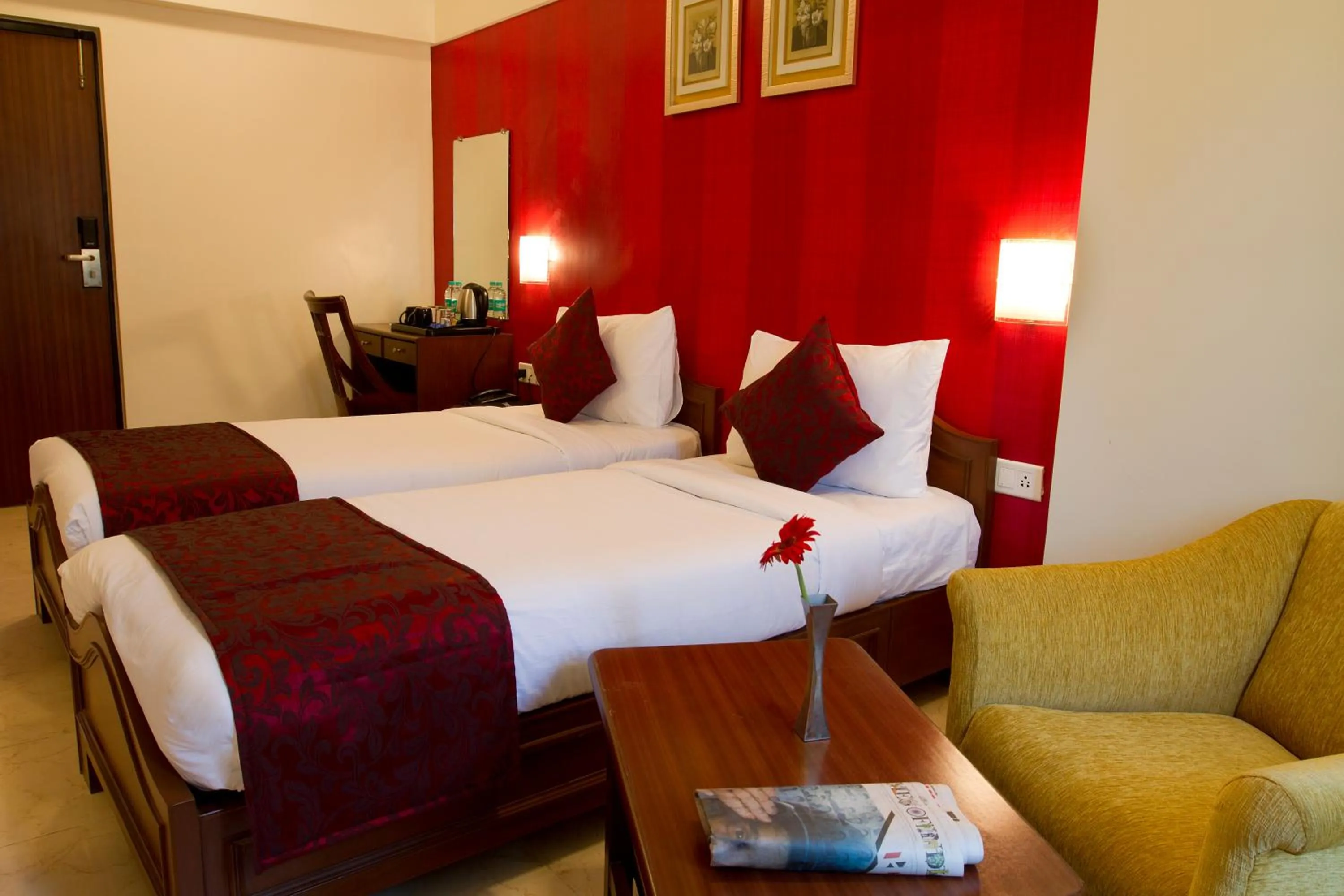 Bed in 7 Apple Hotel Pimpri Pune