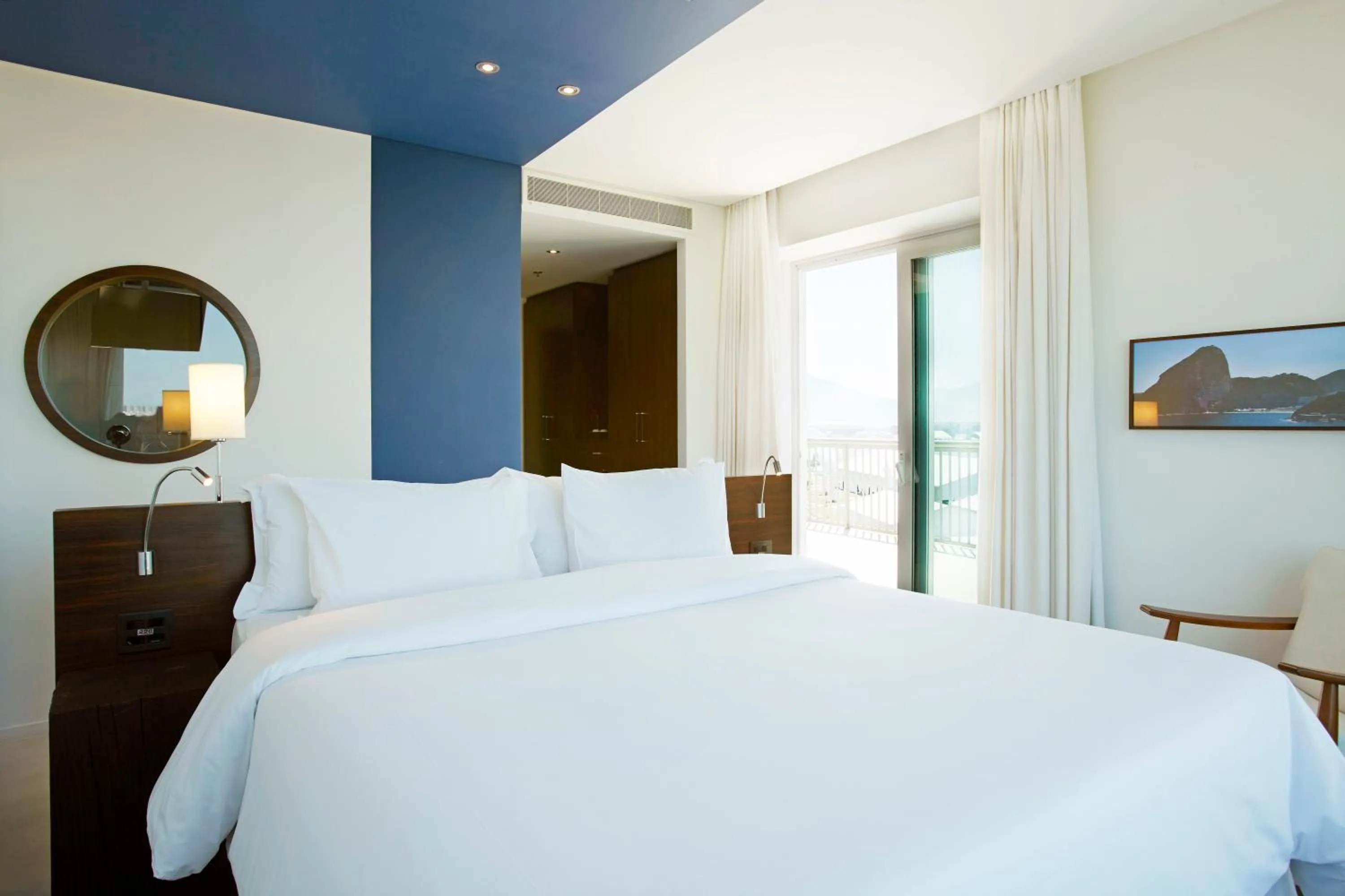 Bed in Lagune Barra Hotel