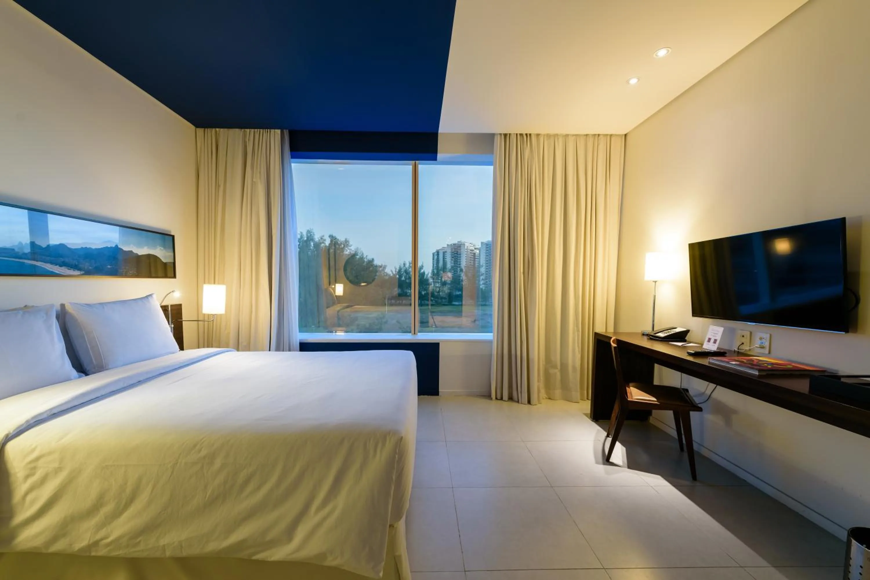 Bed in Lagune Barra Hotel