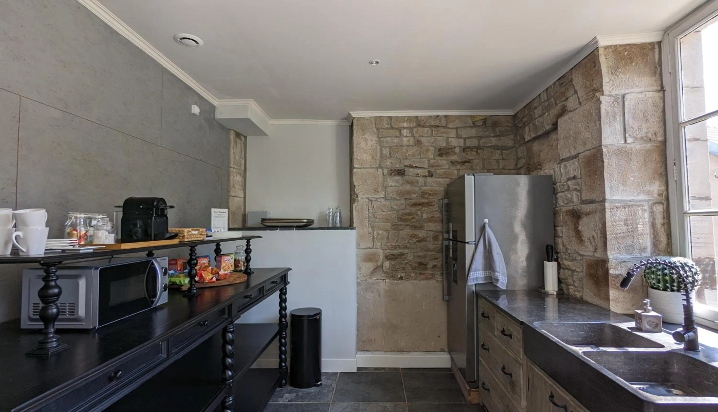 Lounge or bar in Manoir La Cerise