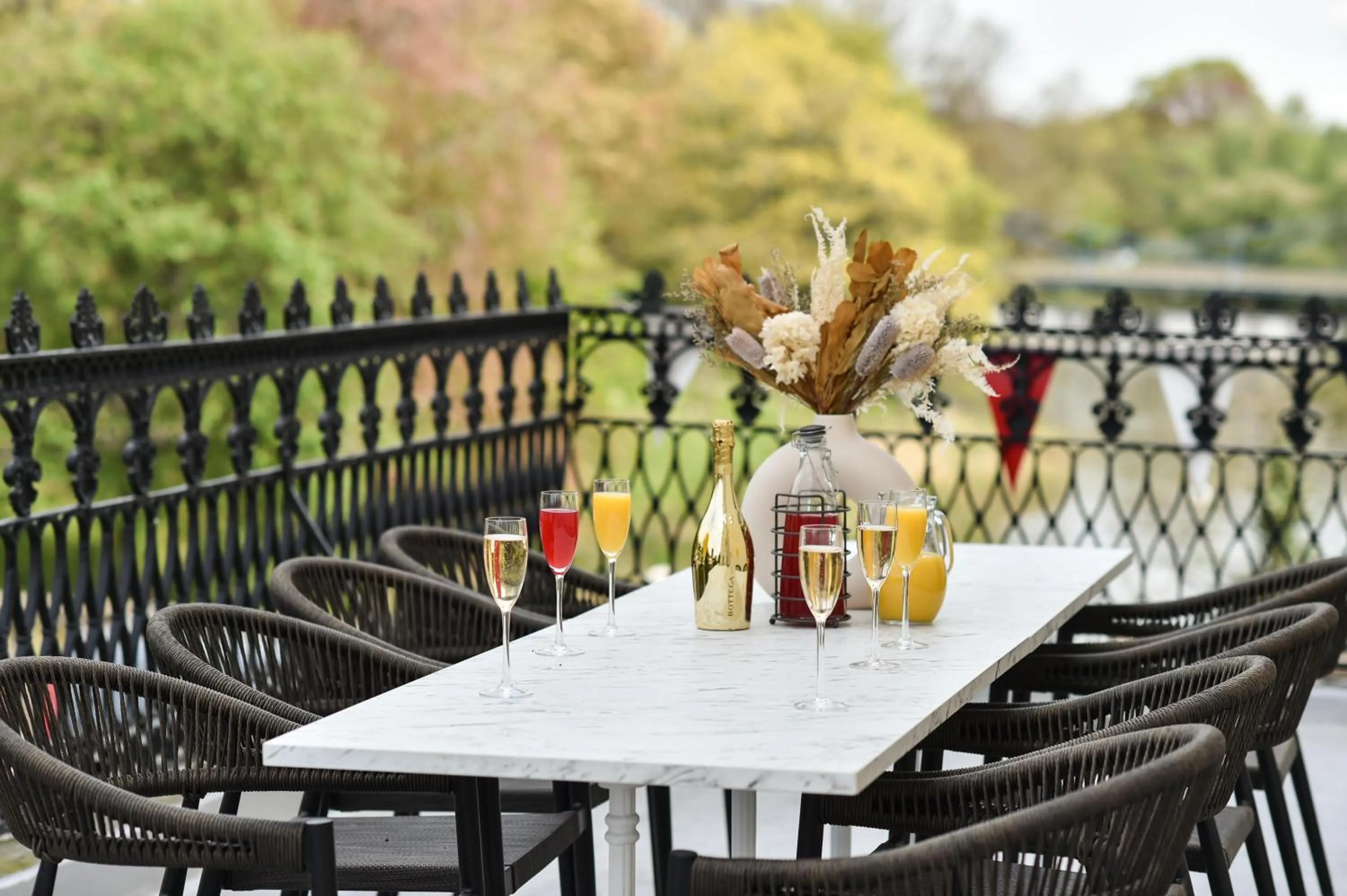 Balcony/Terrace in Victoria Colonnade Aparthotel