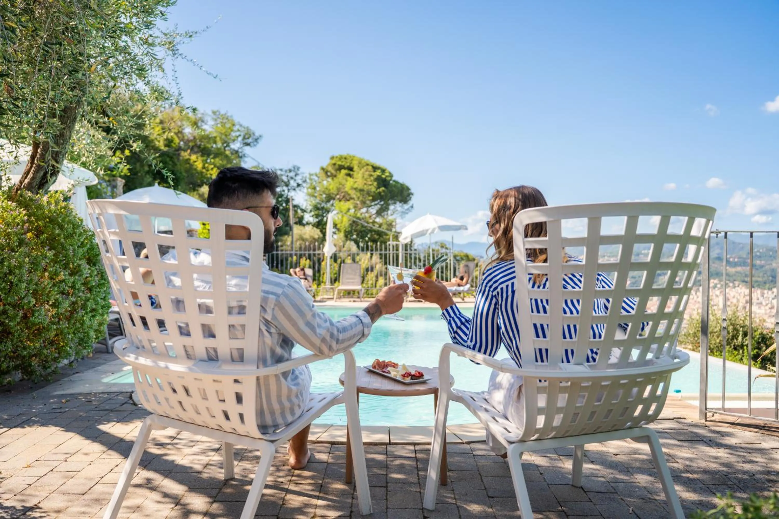 Swimming pool in Le Ville Relais