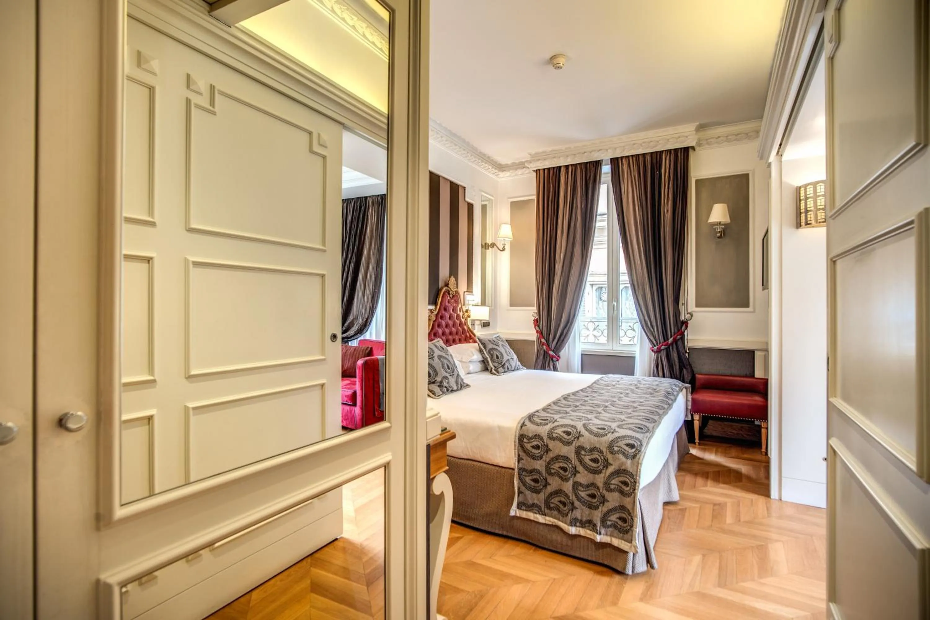 Bed in The Britannia Hotel