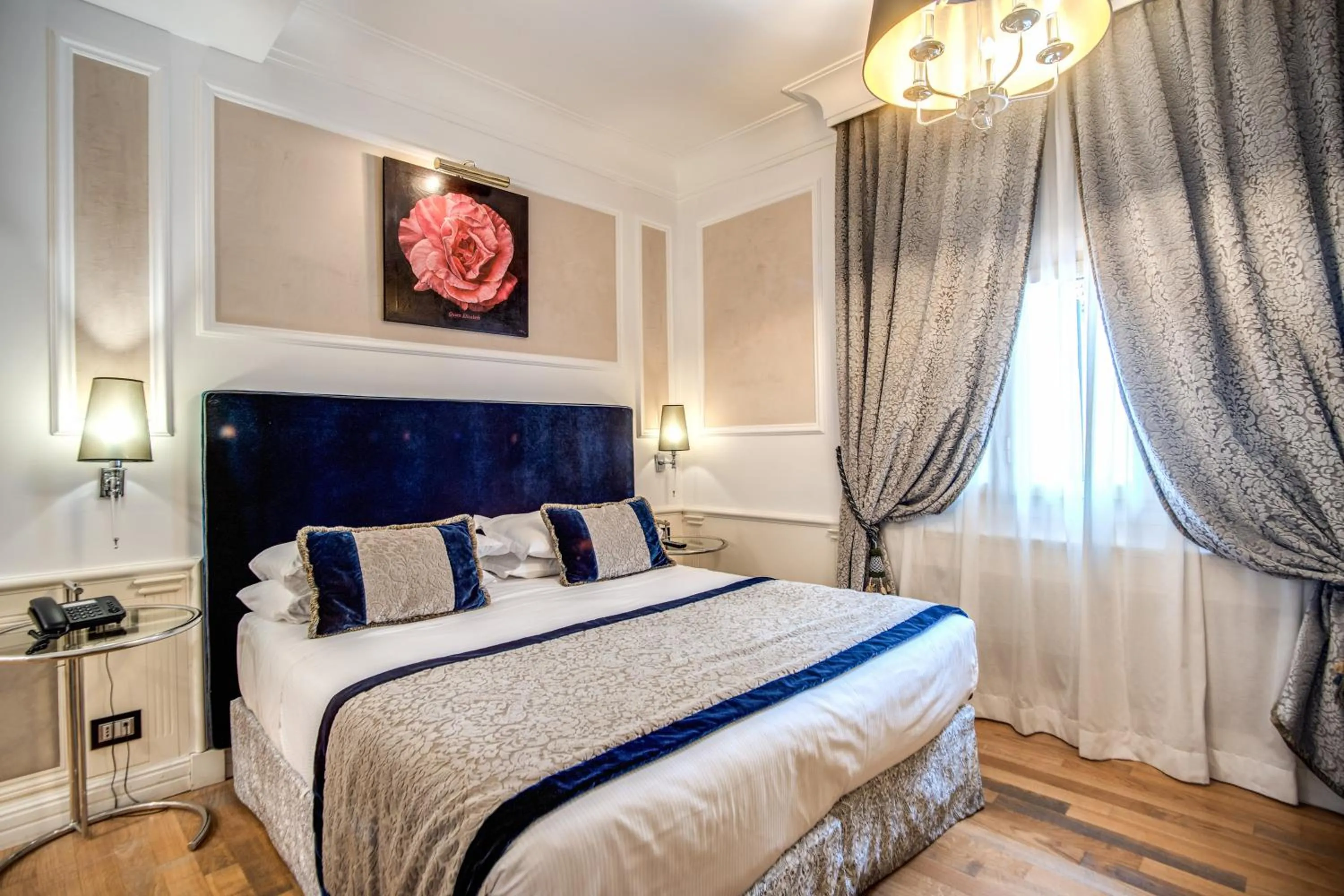 Bed in The Britannia Hotel